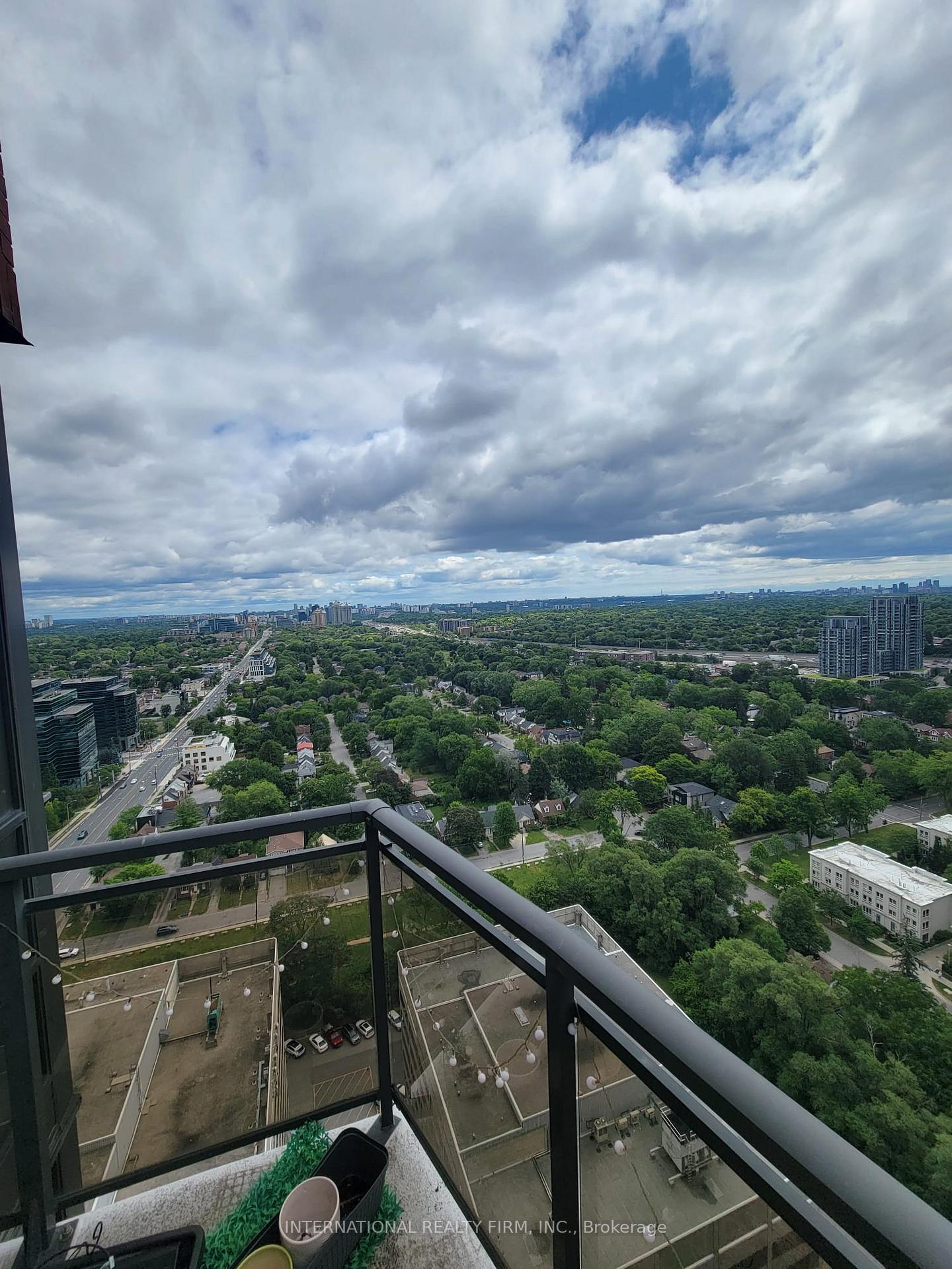 Photo 20 of Unit 3202, 33 Sheppard Avenue E, North York, Willowdale East — HOMEH