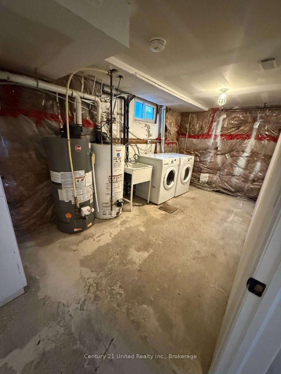 Photo 8 of Unit A, 668 Frank Street, Peterborough, Otonabee Ward 1 — HOMEH