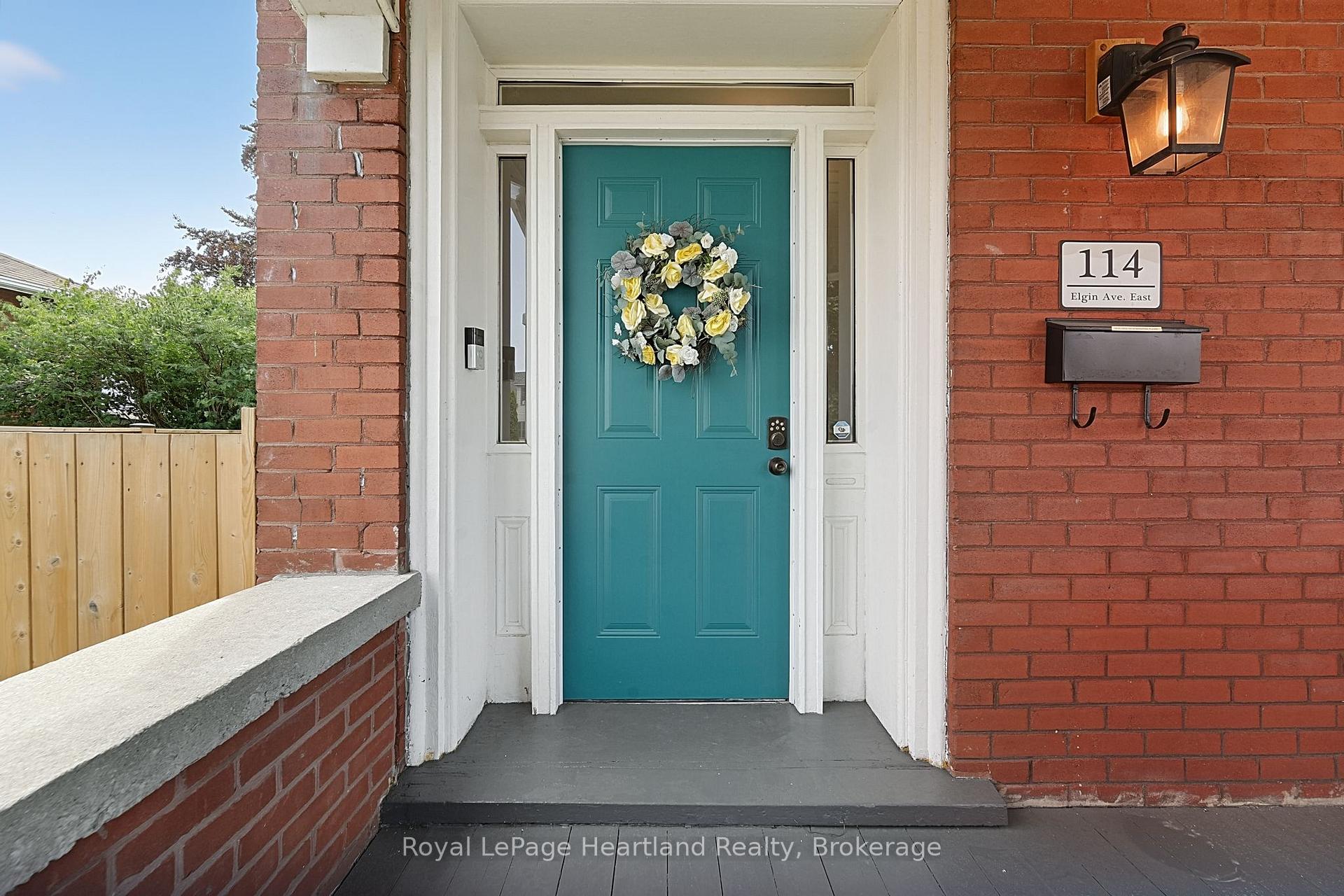 Photo 4 of 114 Elgin Avenue E, Goderich, Goderich (Town) — HOMEH