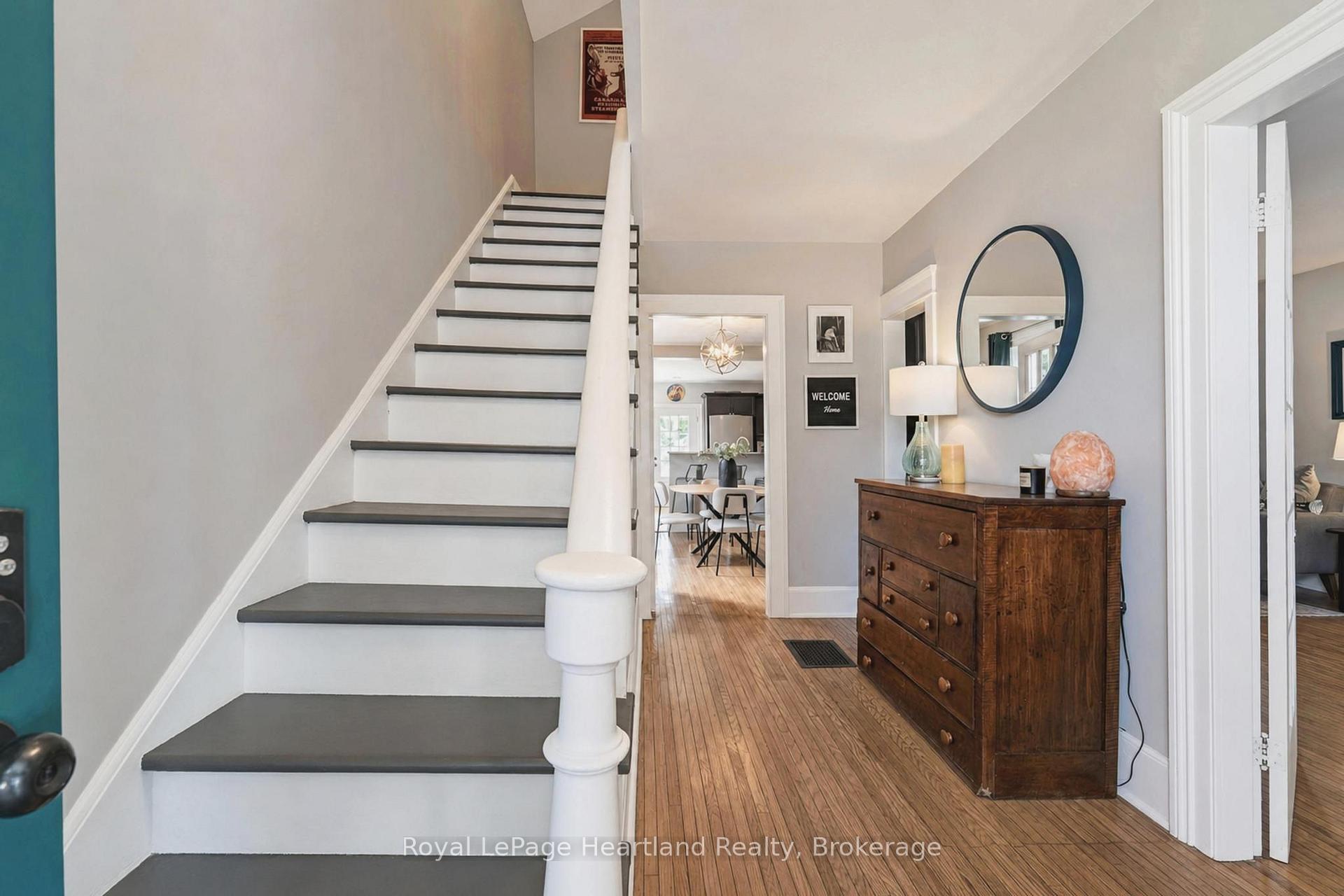Photo 5 of 114 Elgin Avenue E, Goderich, Goderich (Town) — HOMEH