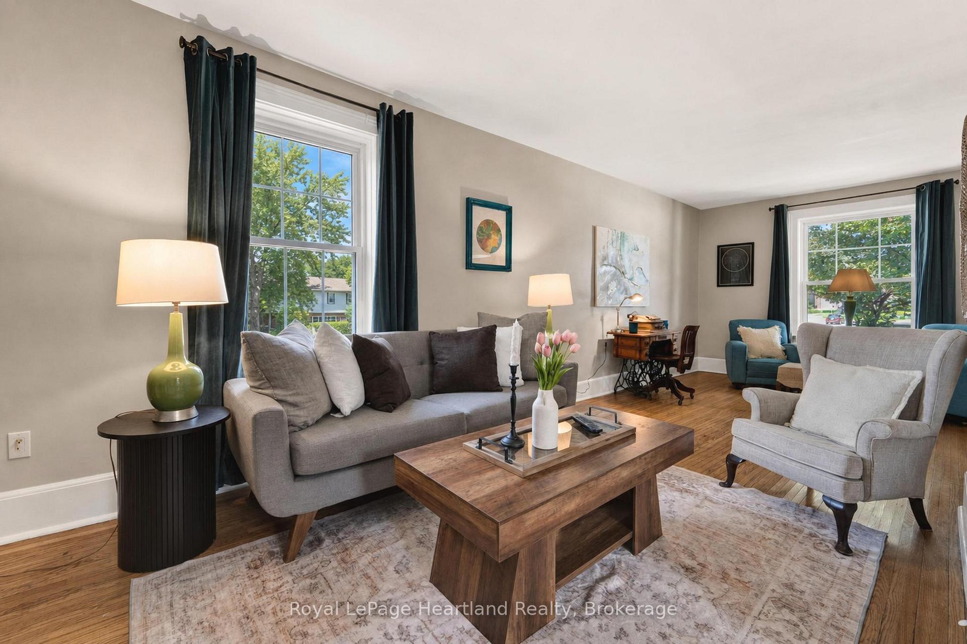 Photo 13 of 114 Elgin Avenue E, Goderich, Goderich (Town) — HOMEH