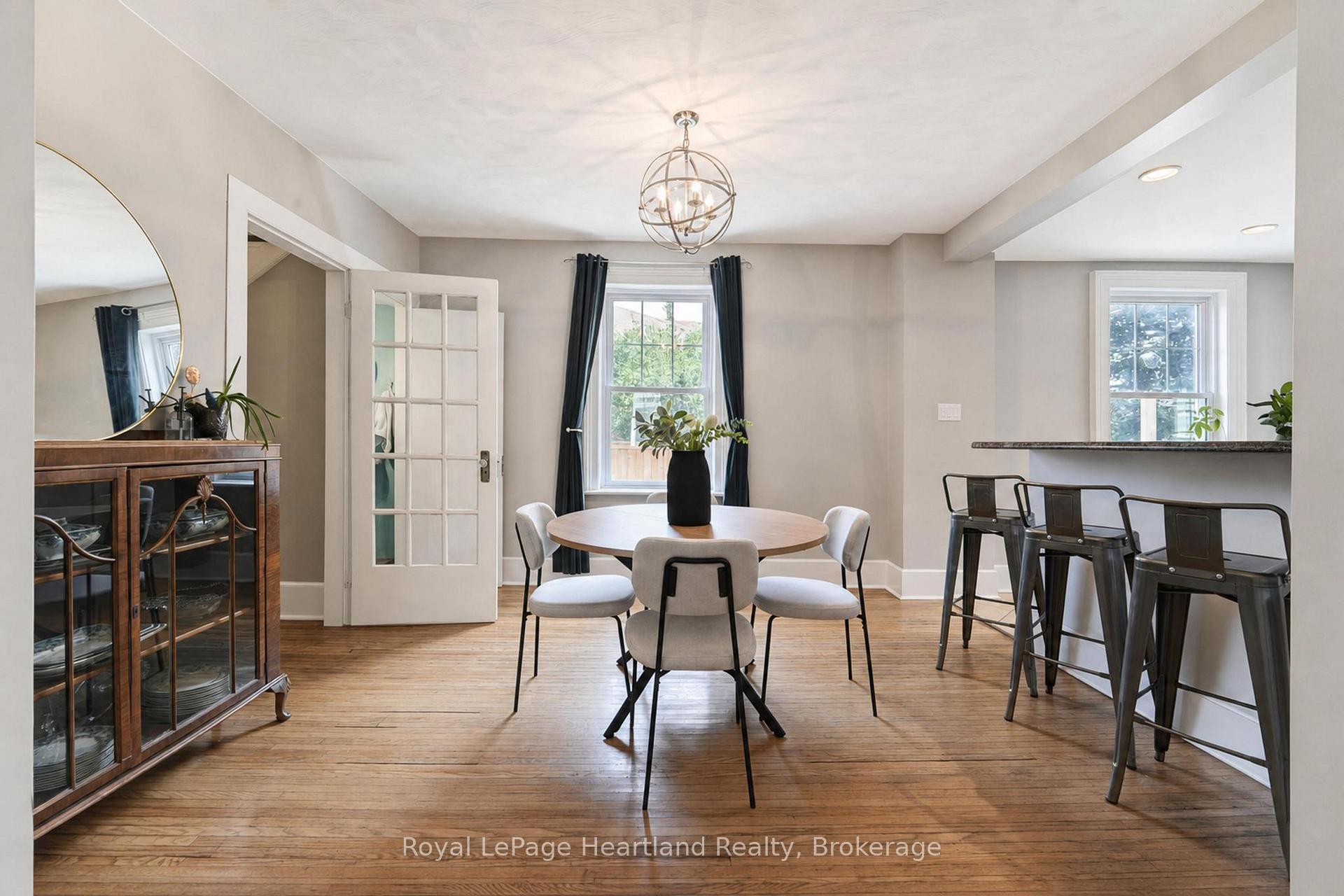 Photo 14 of 114 Elgin Avenue E, Goderich, Goderich (Town) — HOMEH