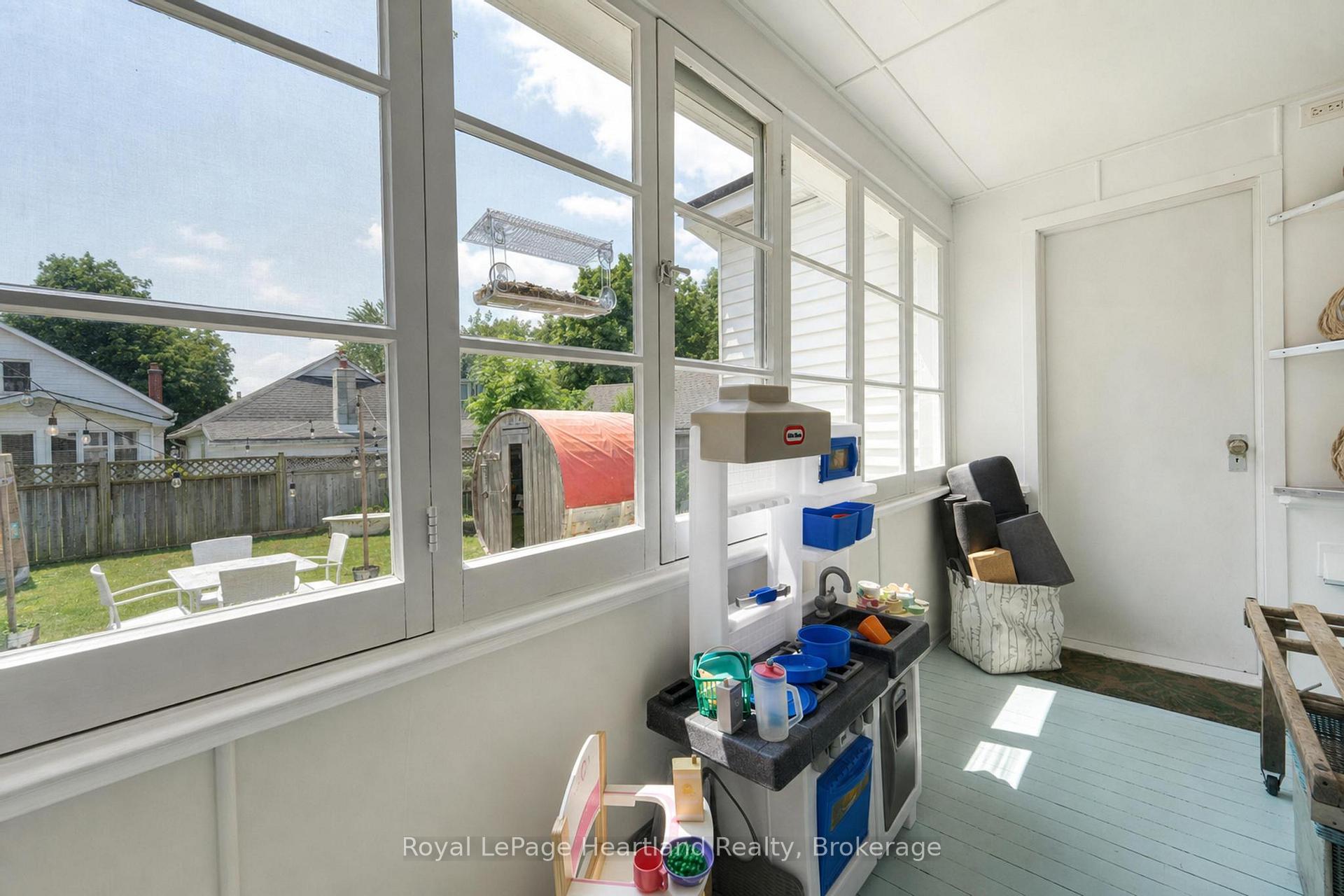 Photo 21 of 114 Elgin Avenue E, Goderich, Goderich (Town) — HOMEH
