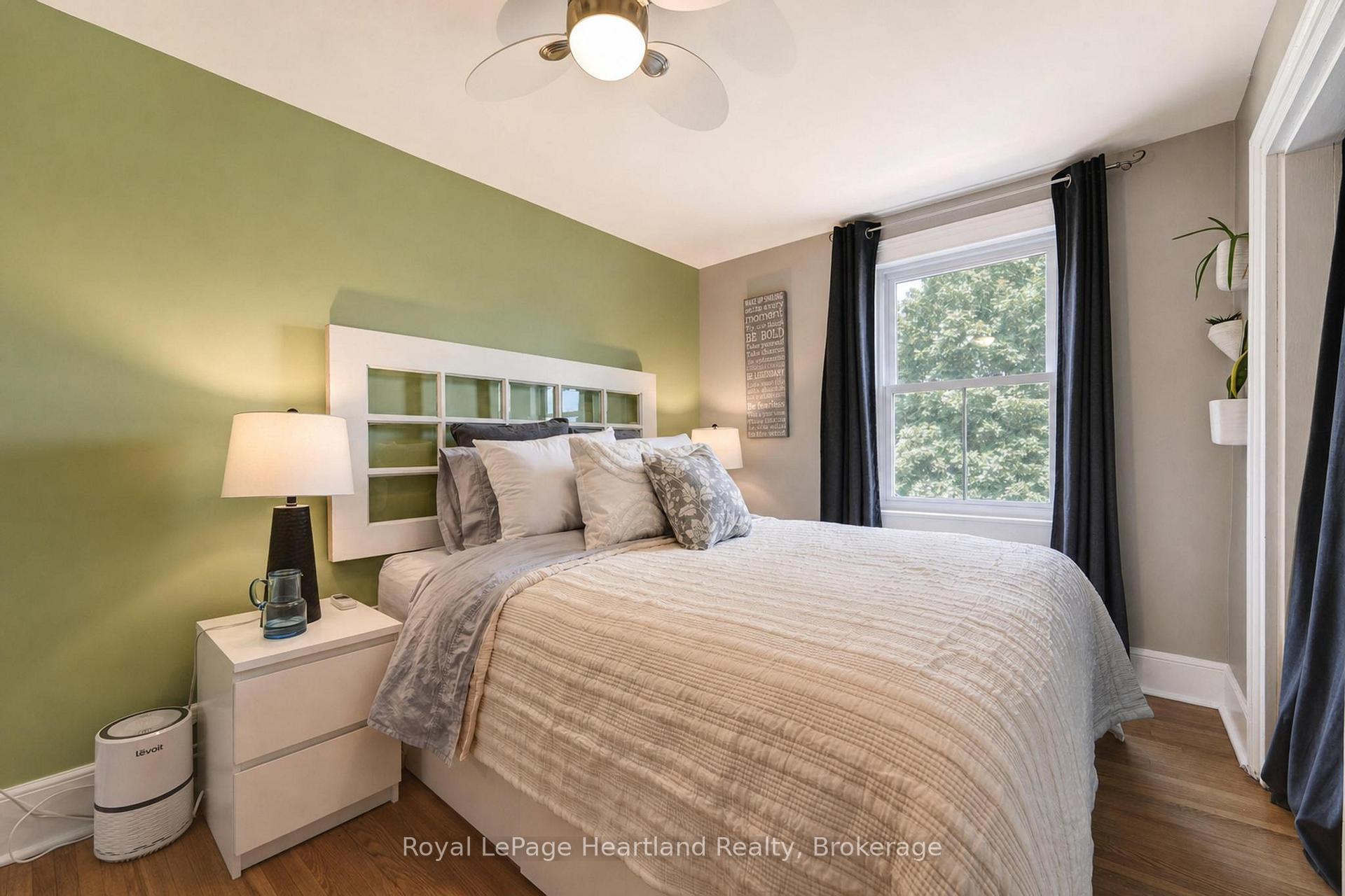 Photo 24 of 114 Elgin Avenue E, Goderich, Goderich (Town) — HOMEH