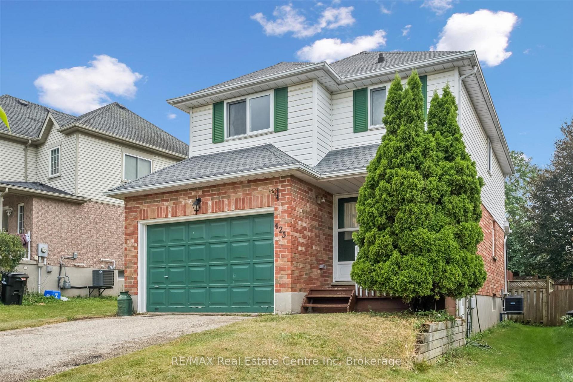 Photo 3 of 425 Exmoor Street, Waterloo, Bridgeport — HOMEH