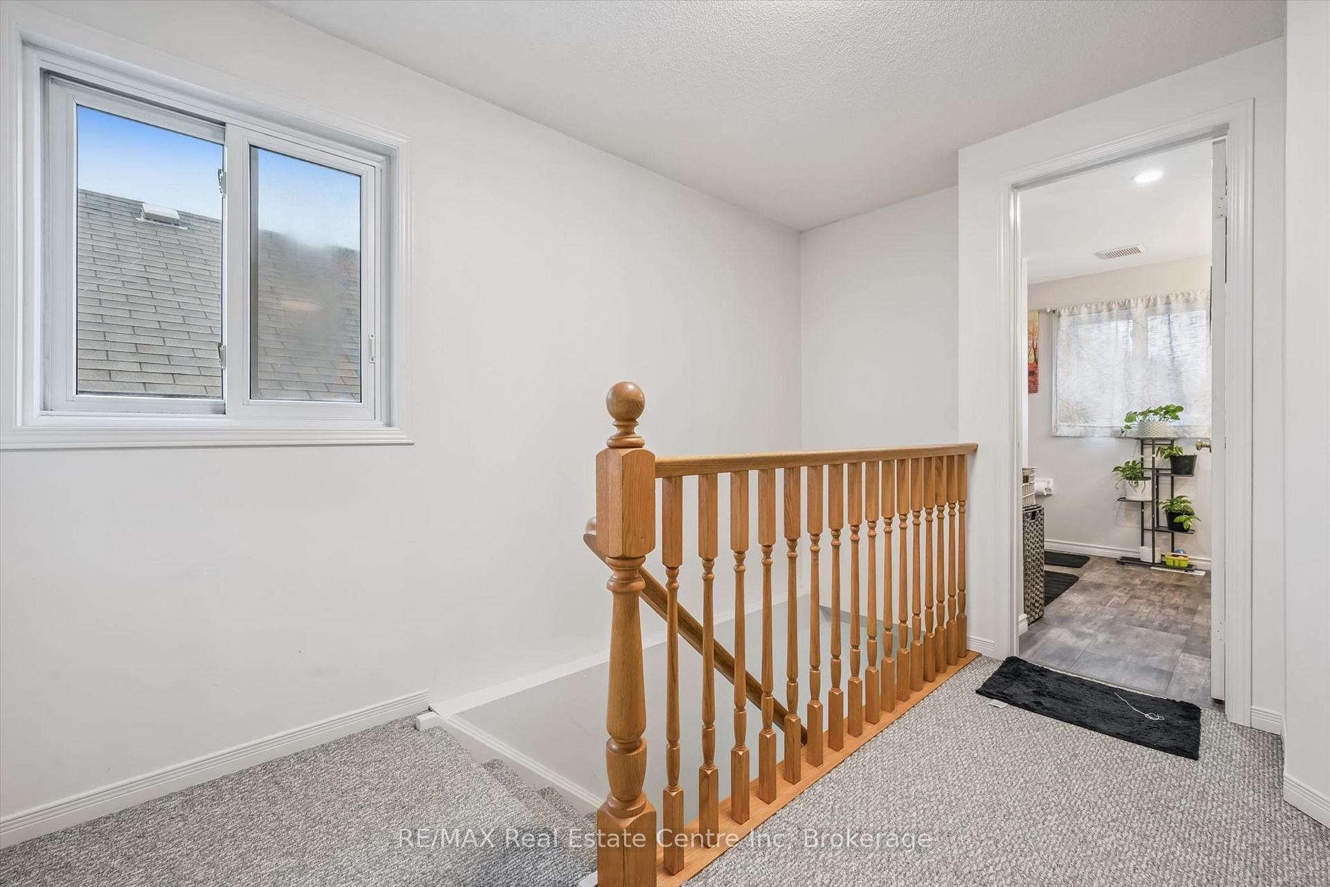 Photo 15 of 425 Exmoor Street, Waterloo, Bridgeport — HOMEH