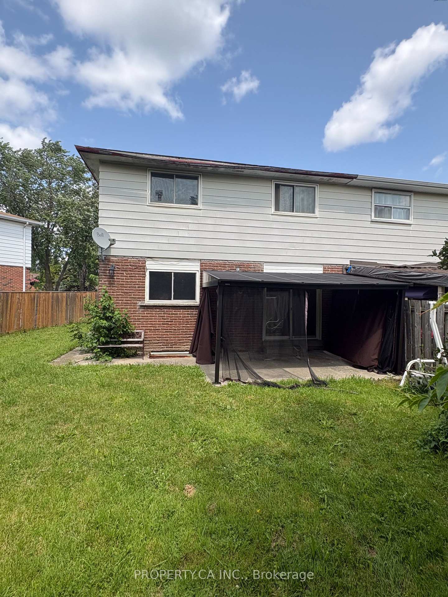 Photo 5 of 682 Eaglemount Crescent, Mississauga, Erindale — HOMEH