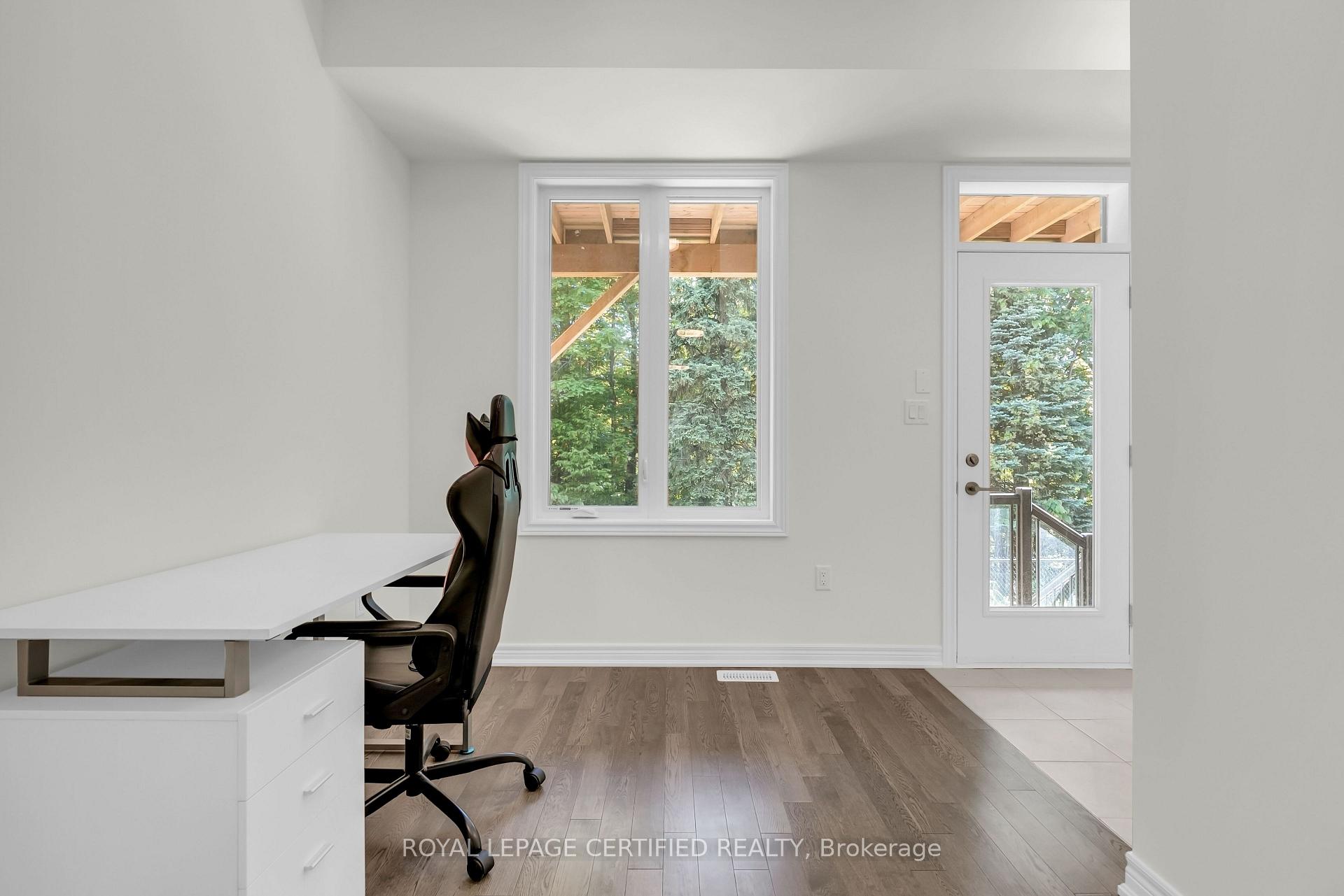 Photo 8 of 45 Folcroft Street, Brampton, Credit Valley — HOMEH