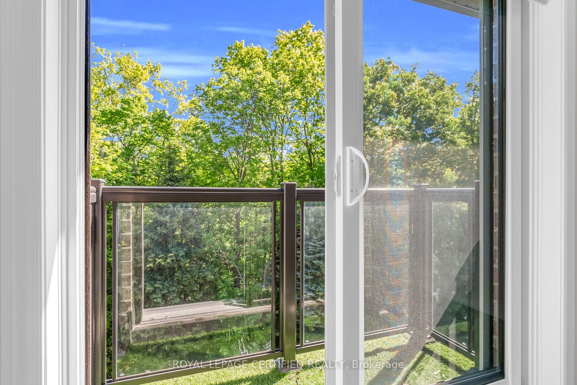 Photo 11 of 45 Folcroft Street, Brampton, Credit Valley — HOMEH