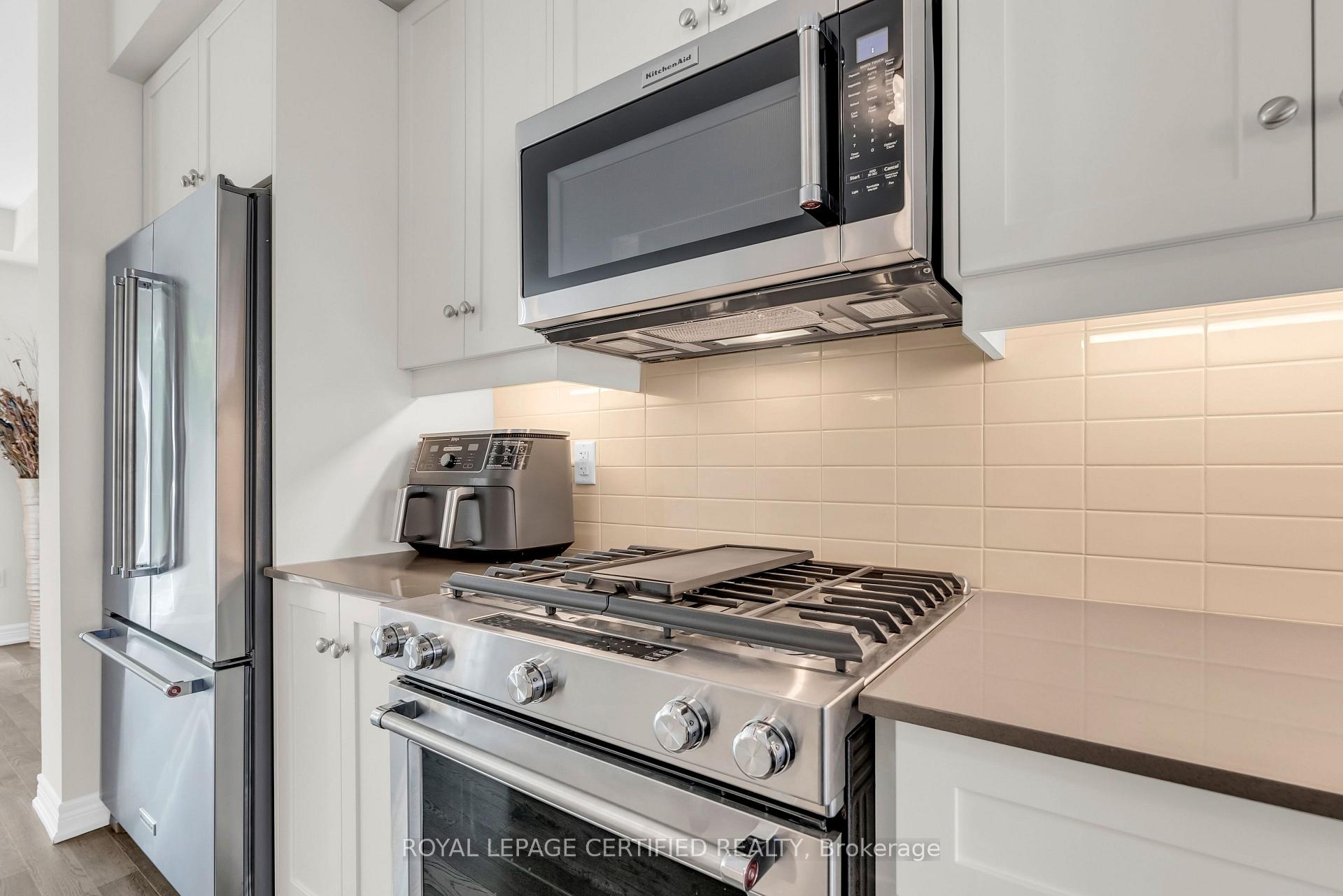 Photo 16 of 45 Folcroft Street, Brampton, Credit Valley — HOMEH
