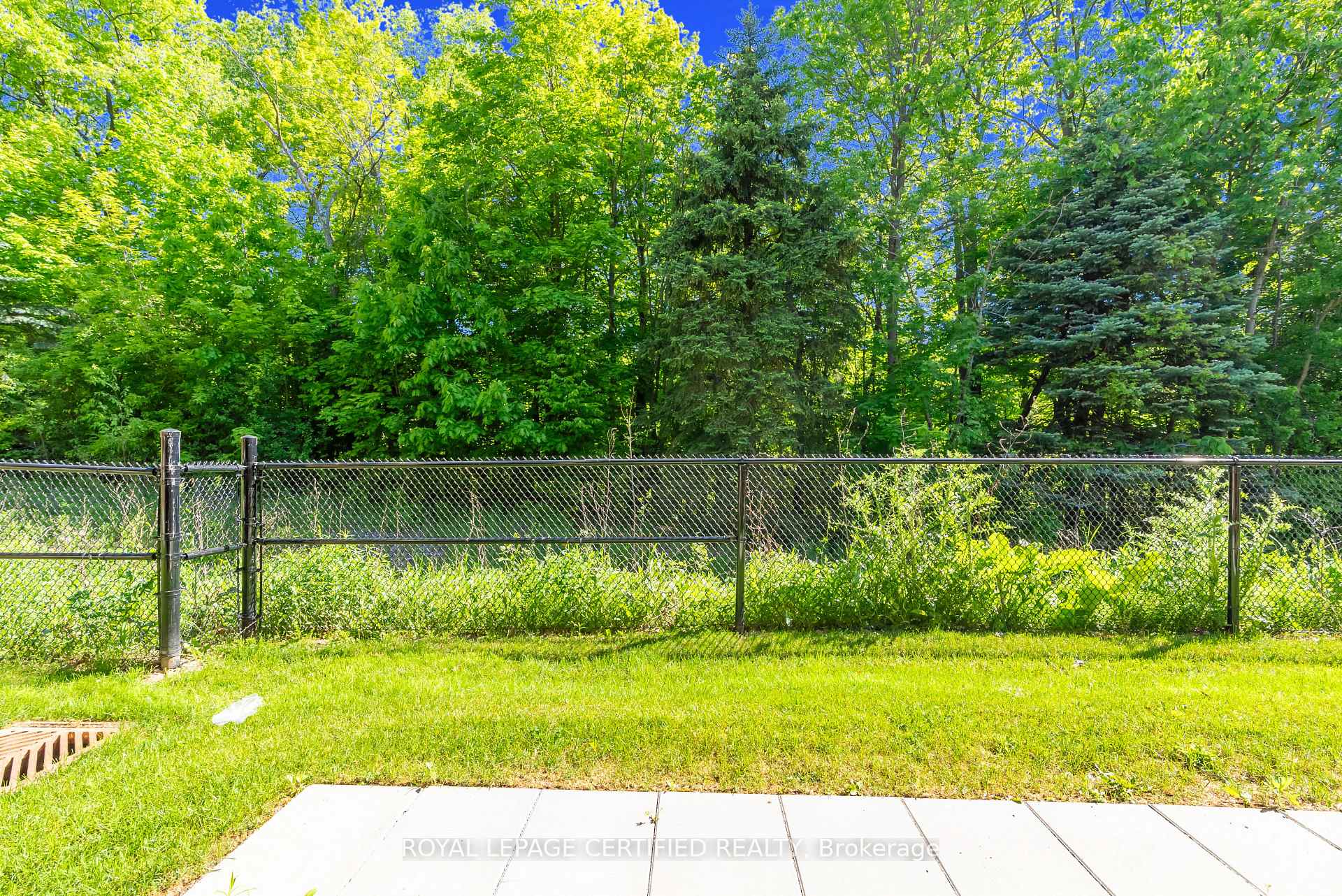 Photo 35 of 45 Folcroft Street, Brampton, Credit Valley — HOMEH