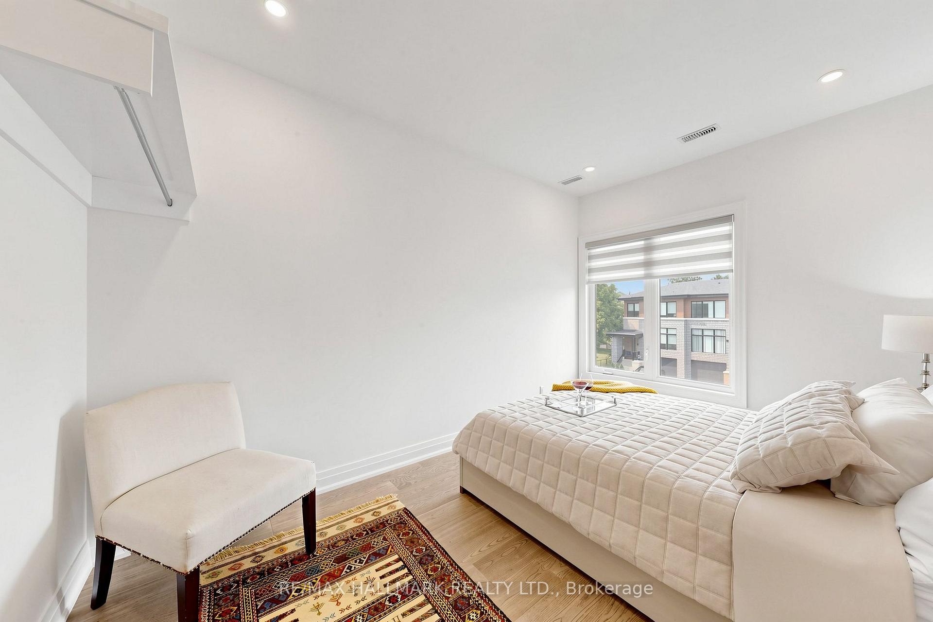 Photo 59 of 15 Direzze Court, Richmond Hill, Mill Pond — HOMEH