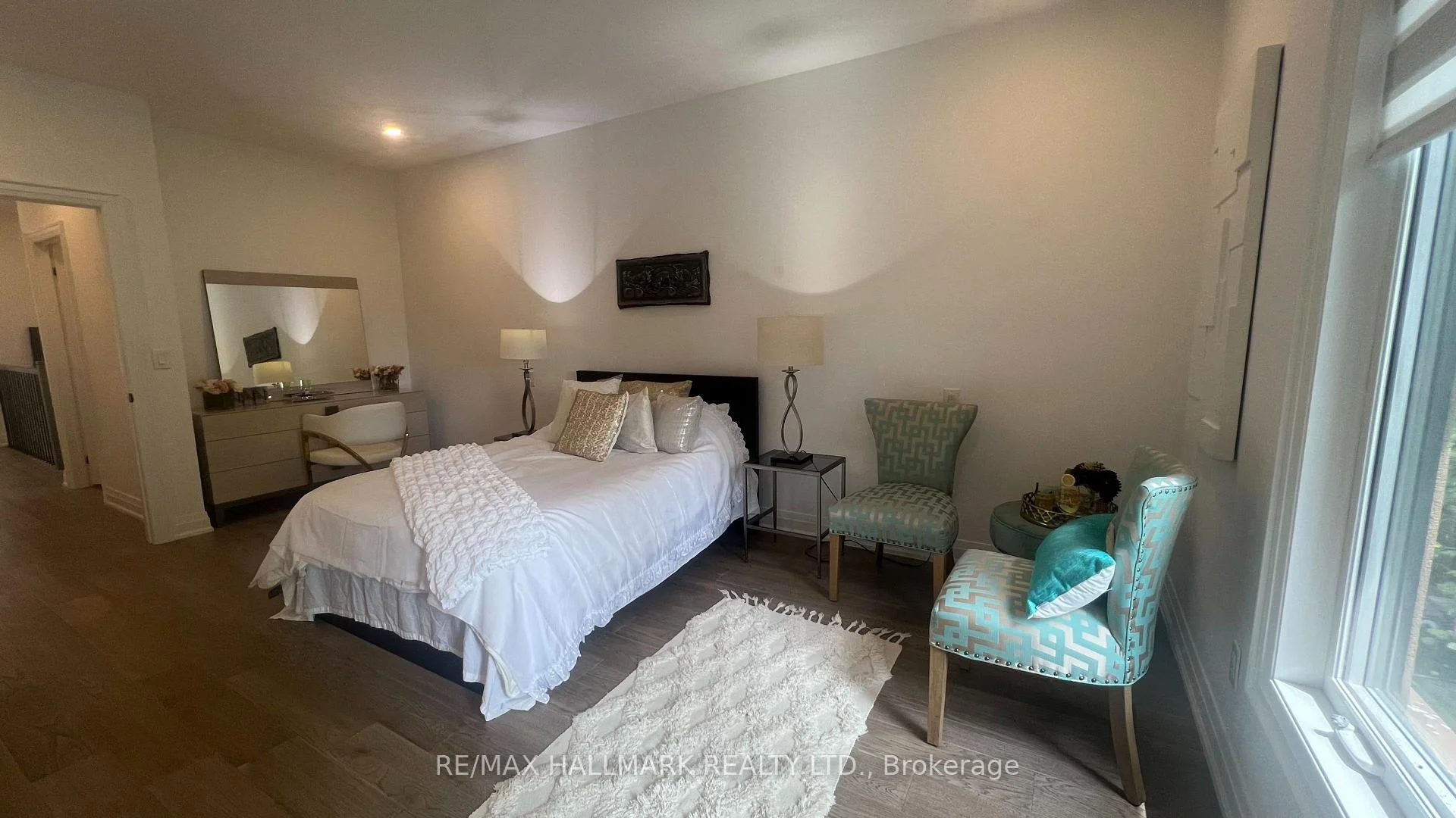 Photo 51 of 15 Direzze Court, Richmond Hill, Mill Pond — HOMEH