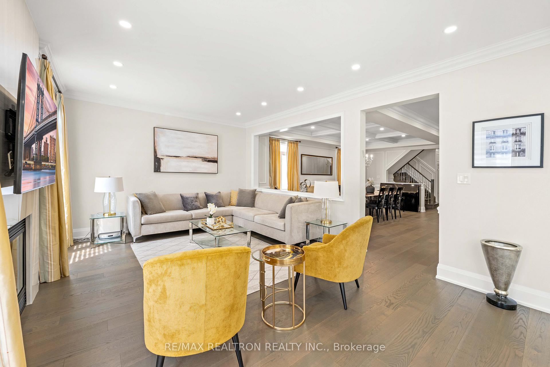 Photo 14 of 7 Randolph Drive, Vaughan, Patterson — HOMEH