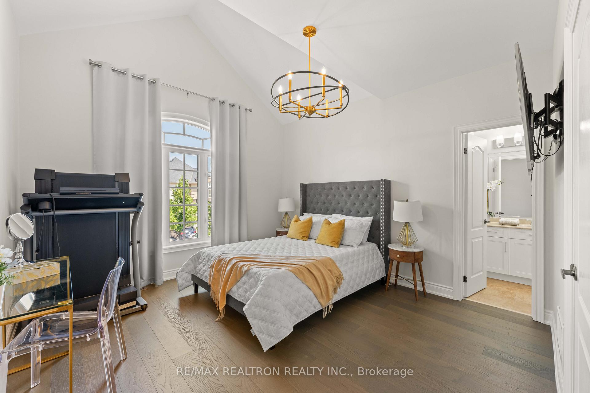 Photo 40 of 7 Randolph Drive, Vaughan, Patterson — HOMEH