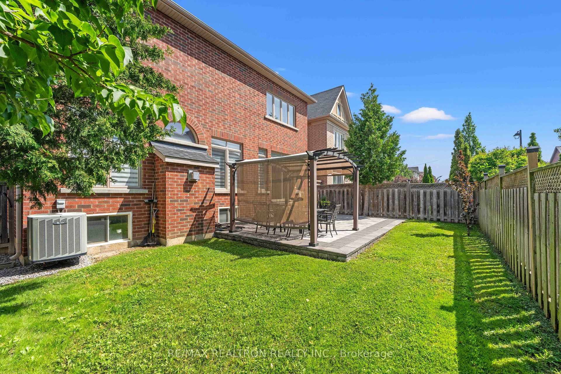 Photo 45 of 7 Randolph Drive, Vaughan, Patterson — HOMEH