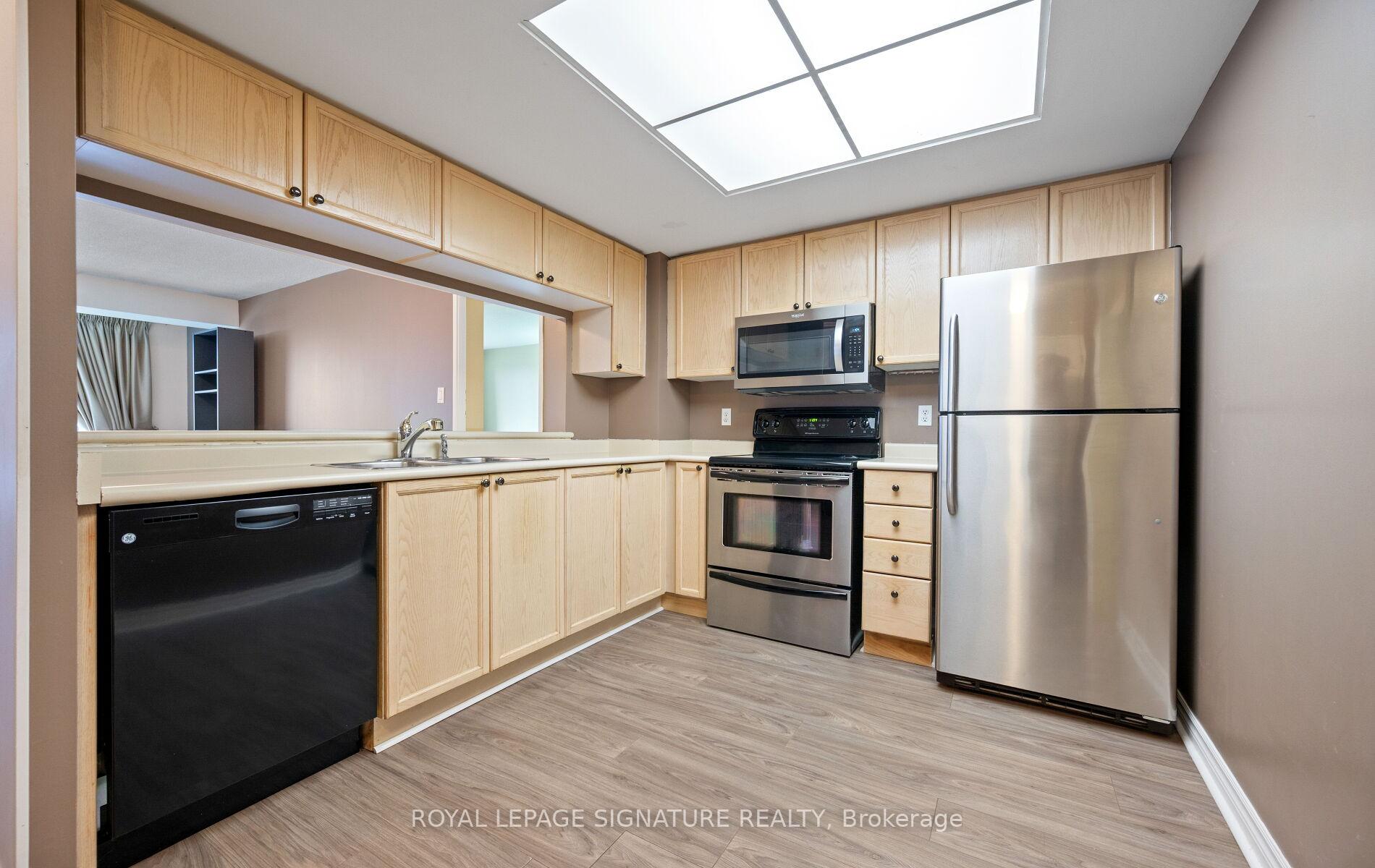 Photo 12 of Unit 102, 101 Subway Crescent, Etobicoke, Islington-City Centre West — HOMEH