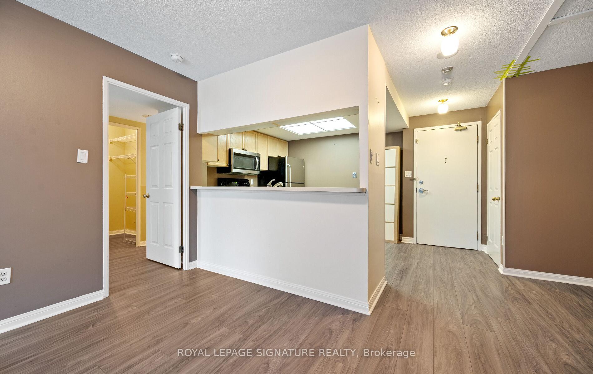 Photo 13 of Unit 102, 101 Subway Crescent, Etobicoke, Islington-City Centre West — HOMEH