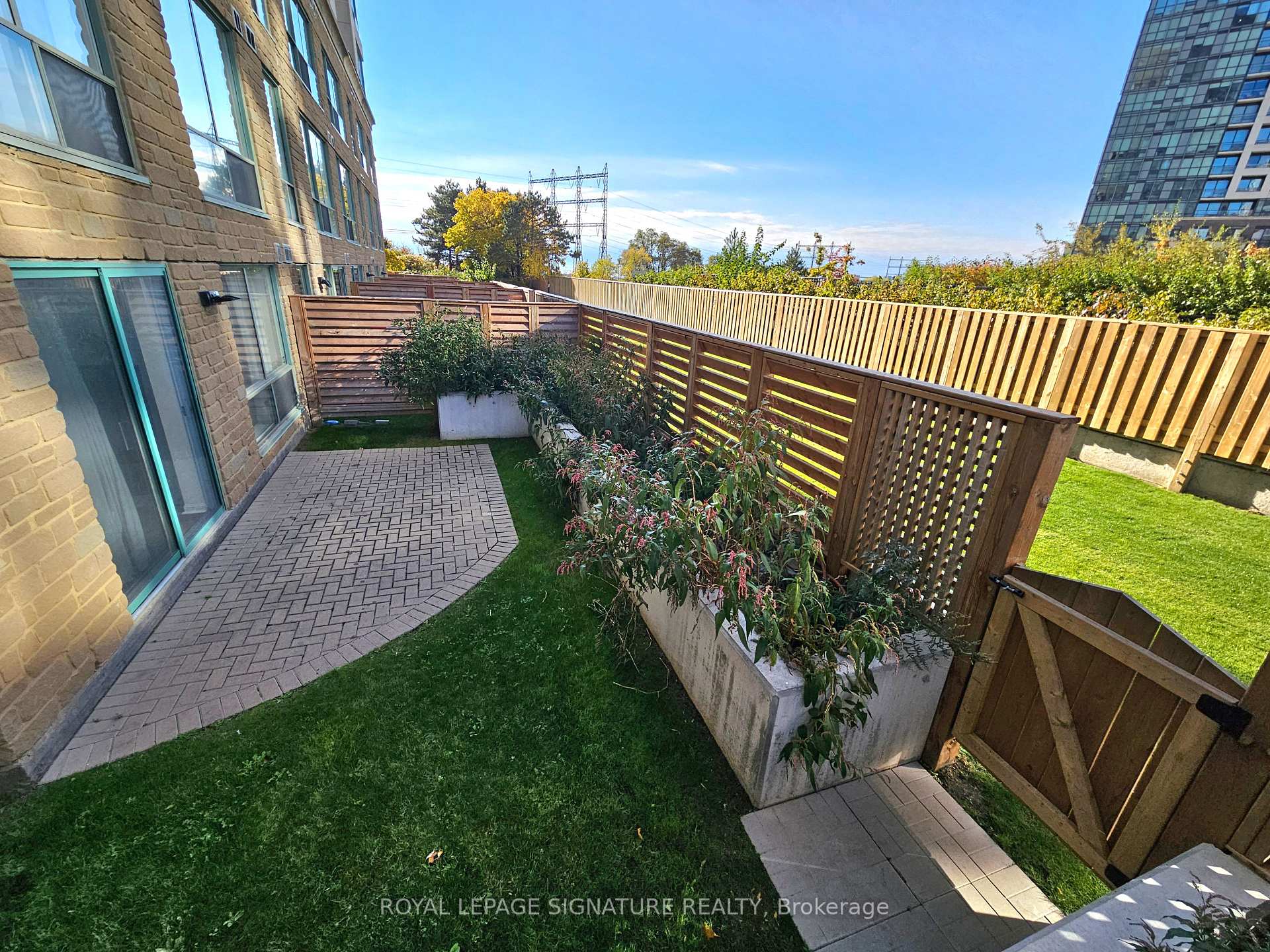 Photo 23 of Unit 102, 101 Subway Crescent, Etobicoke, Islington-City Centre West — HOMEH