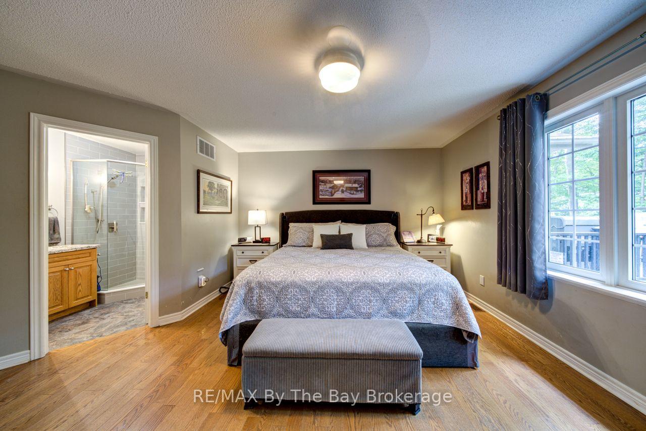 Photo 29 of 22 Downer Crescent, Wasaga Beach — HOMEH