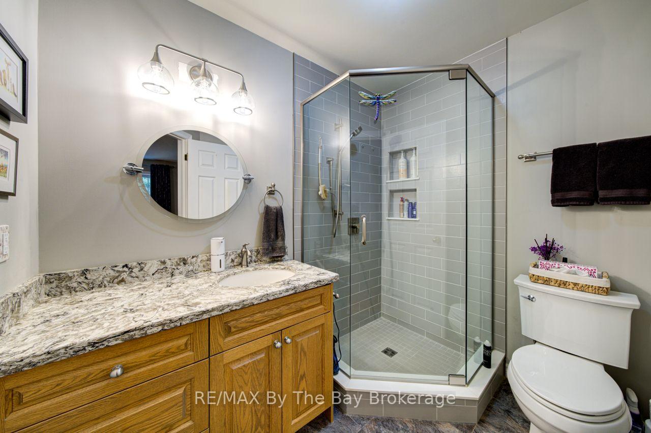 Photo 30 of 22 Downer Crescent, Wasaga Beach — HOMEH