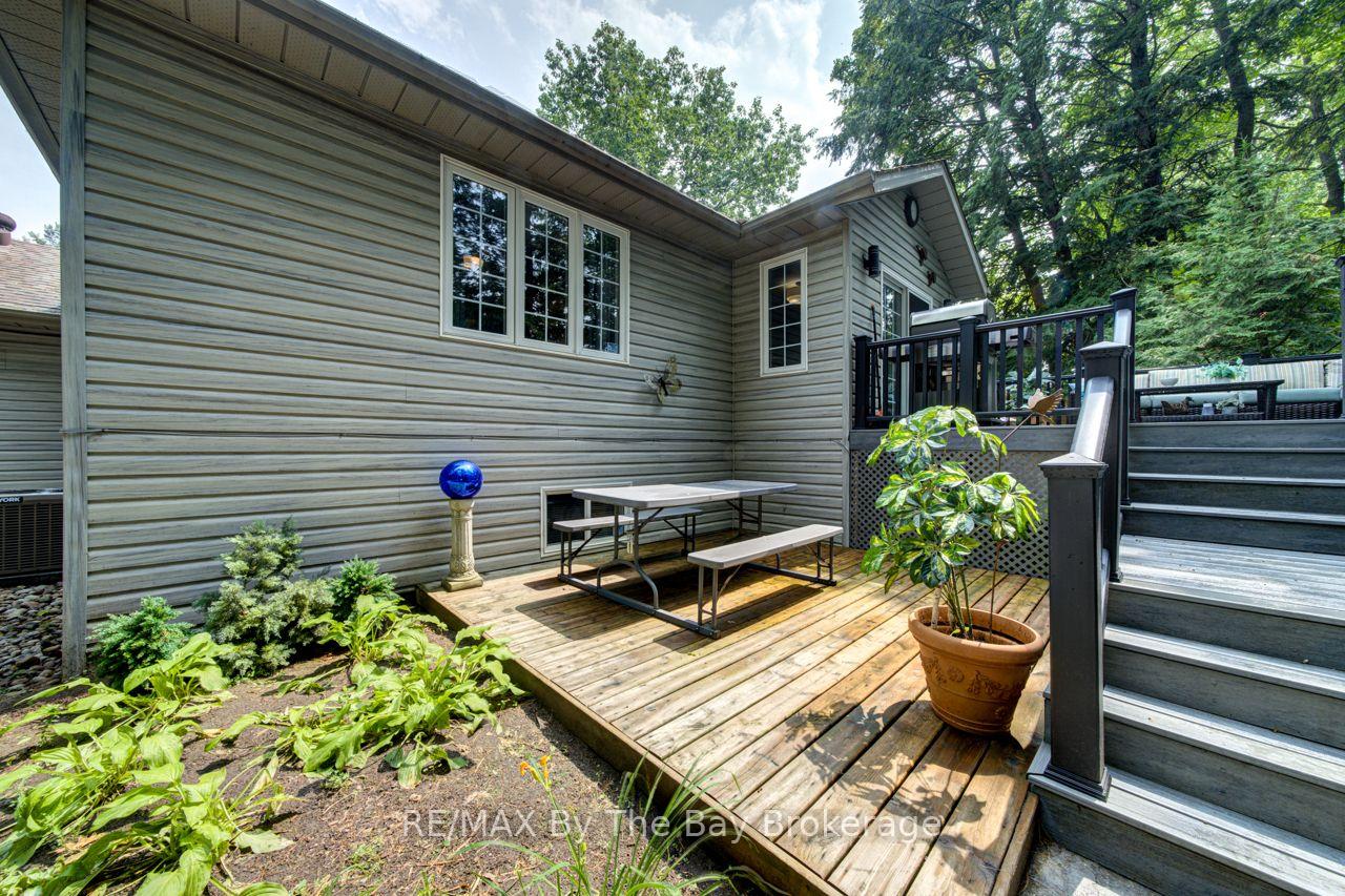 Photo 53 of 22 Downer Crescent, Wasaga Beach — HOMEH
