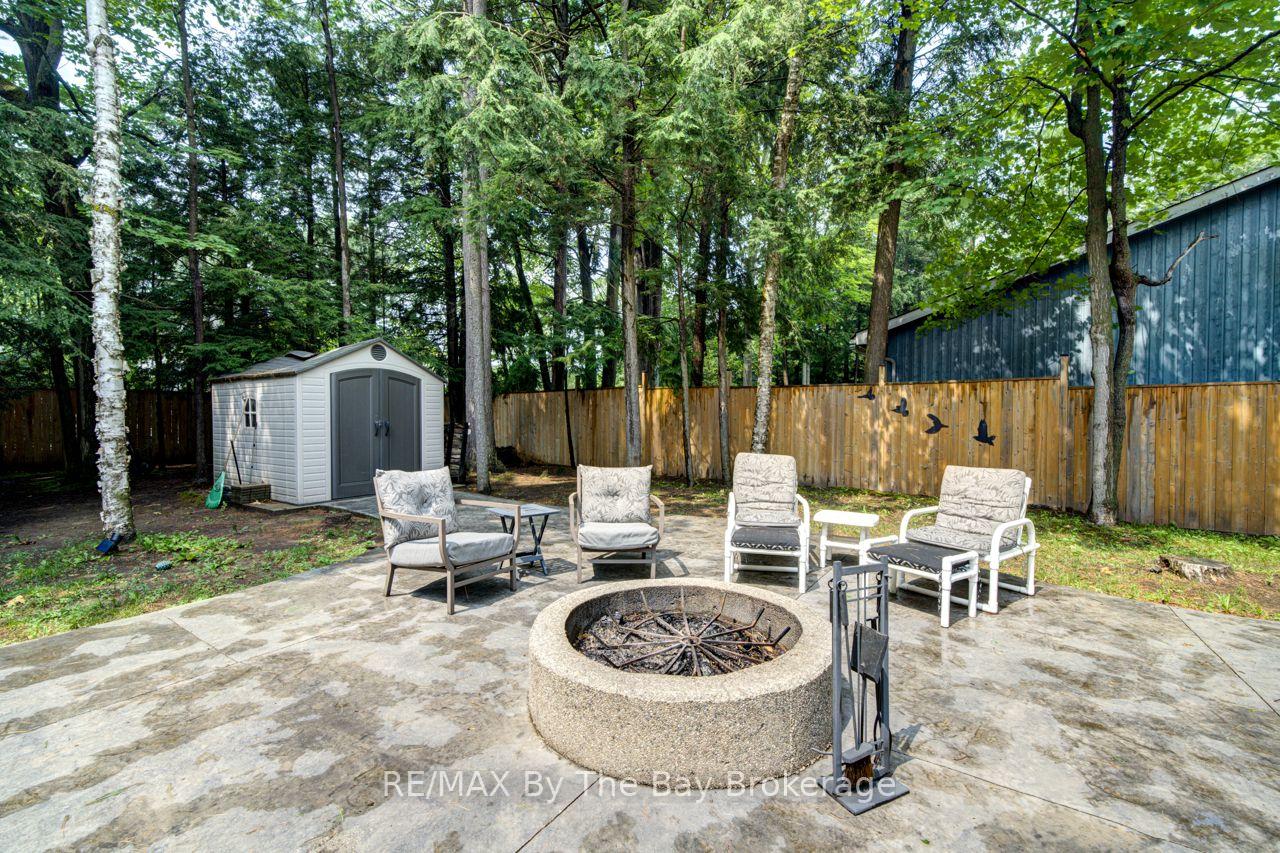 Photo 57 of 22 Downer Crescent, Wasaga Beach — HOMEH