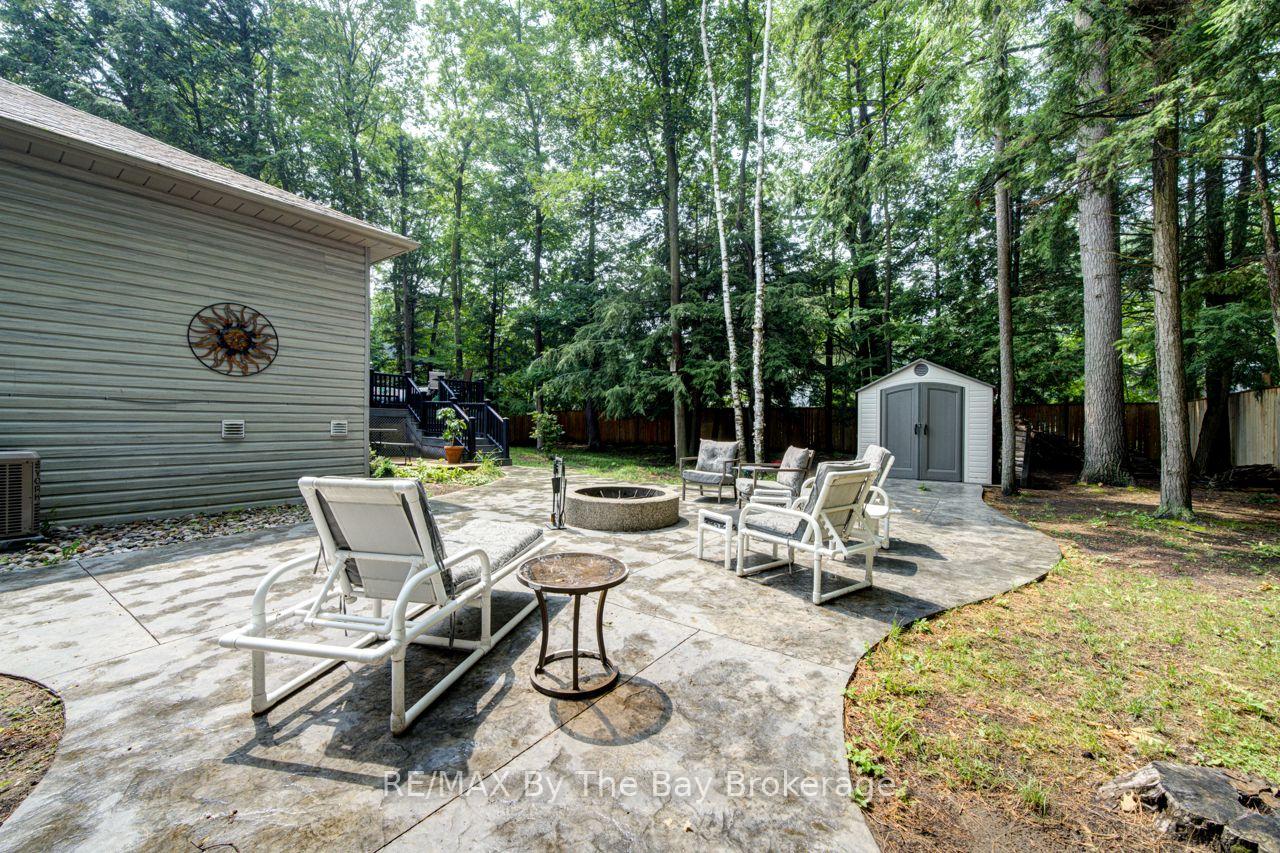Photo 59 of 22 Downer Crescent, Wasaga Beach — HOMEH