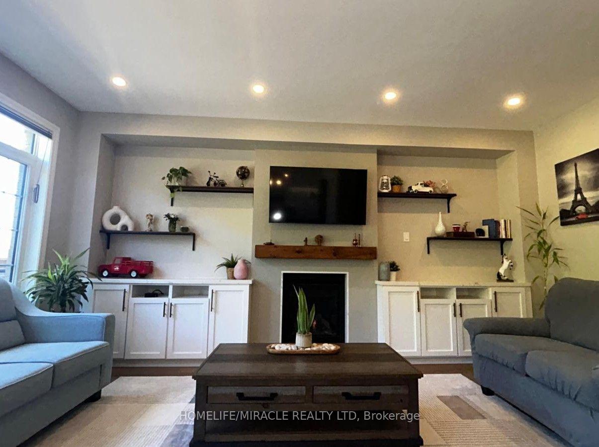 Photo 16 of 185 Thornbush Boulevard, Brampton, Northwest Brampton — HOMEH