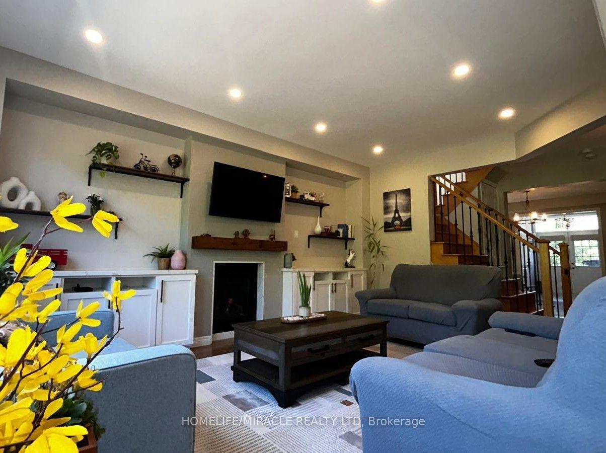 Photo 17 of 185 Thornbush Boulevard, Brampton, Northwest Brampton — HOMEH