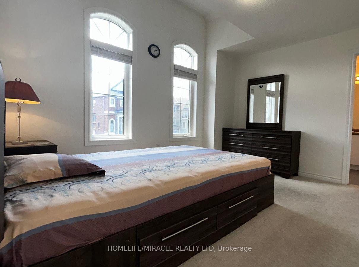 Photo 39 of 185 Thornbush Boulevard, Brampton, Northwest Brampton — HOMEH