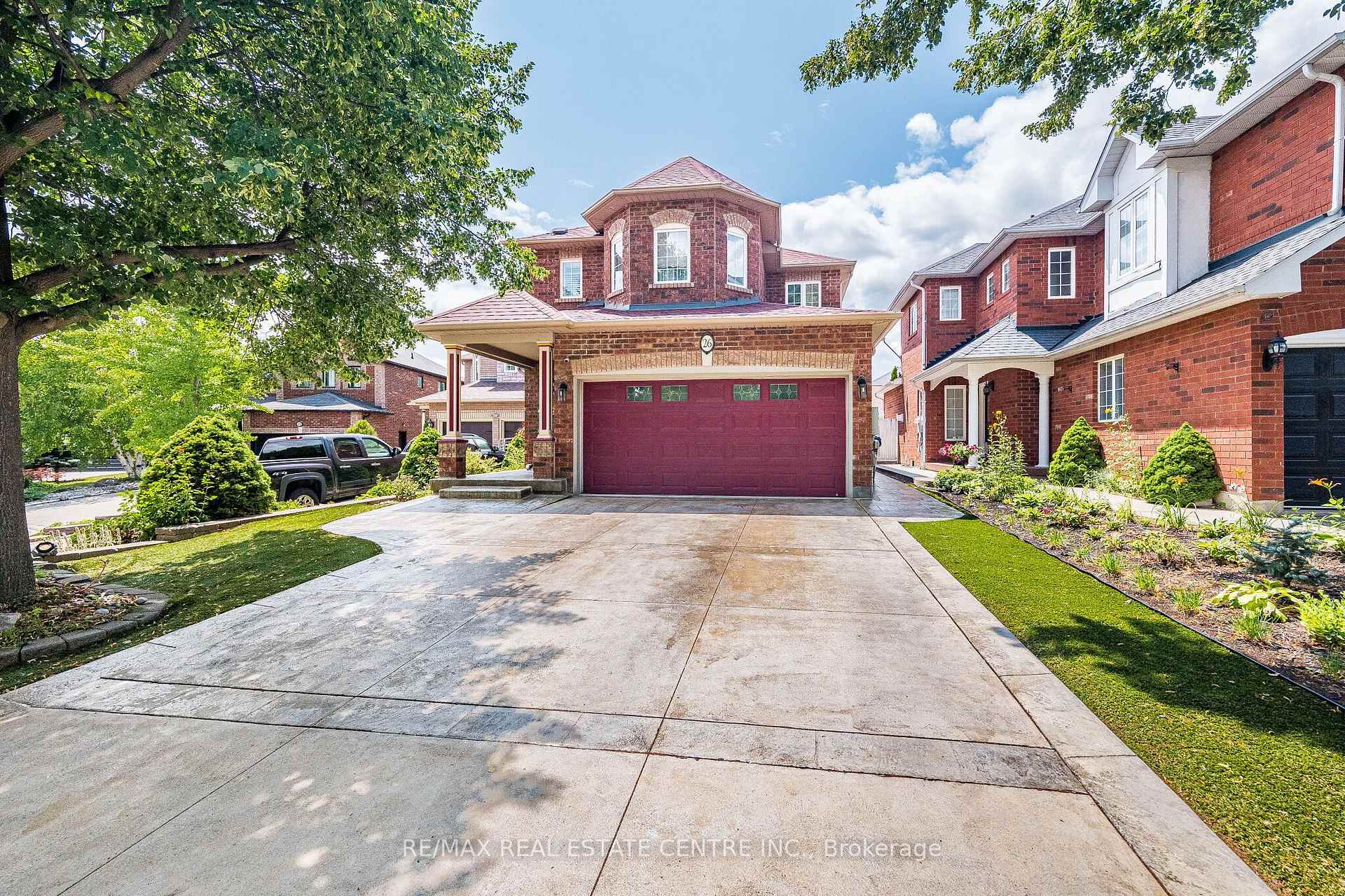 Photo 1 of 26 Ballyduff Place, Brampton, Snelgrove — HOMEH