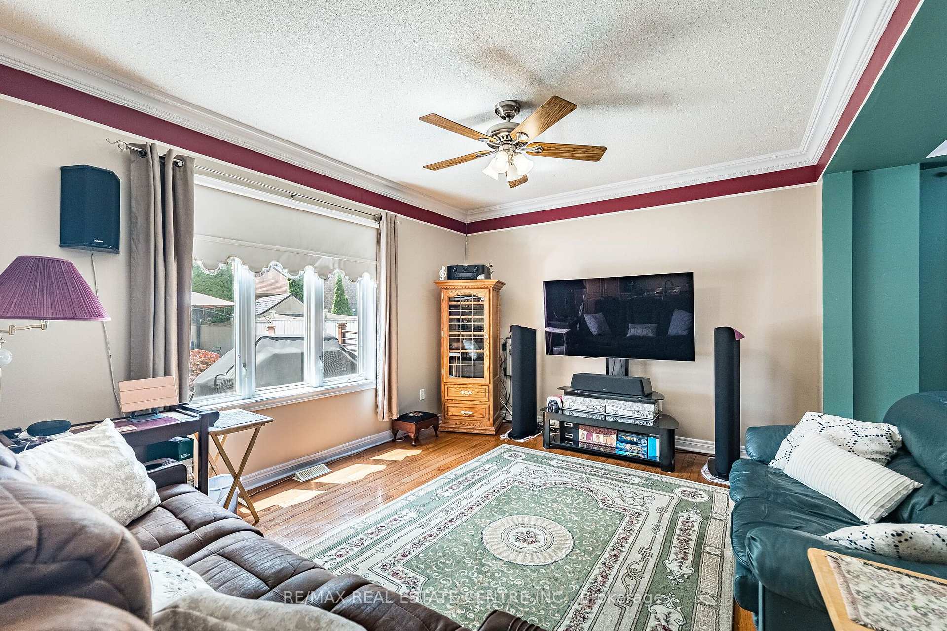 Photo 10 of 26 Ballyduff Place, Brampton, Snelgrove — HOMEH
