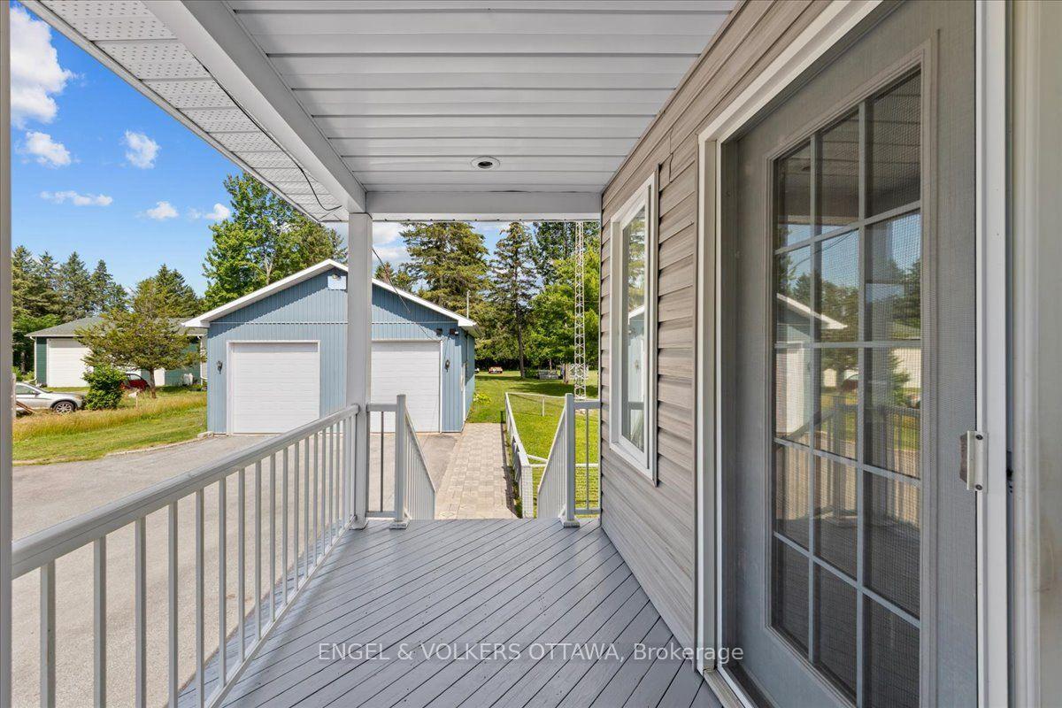Photo 38 of 3805 Big Rideau Lake Road, Rideau Lakes, Rideau Lakes (South Burgess) Twp — HOMEH