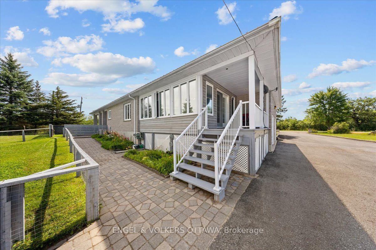 Photo 41 of 3805 Big Rideau Lake Road, Rideau Lakes, Rideau Lakes (South Burgess) Twp — HOMEH