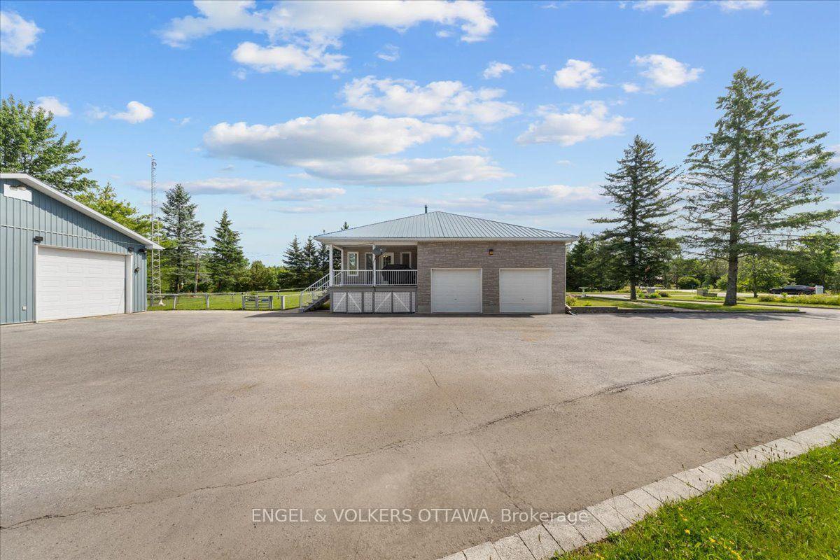 Photo 45 of 3805 Big Rideau Lake Road, Rideau Lakes, Rideau Lakes (South Burgess) Twp — HOMEH