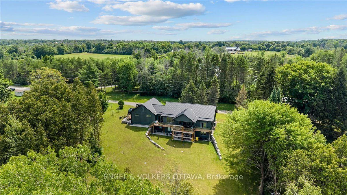 Photo 52 of 3805 Big Rideau Lake Road, Rideau Lakes, Rideau Lakes (South Burgess) Twp — HOMEH
