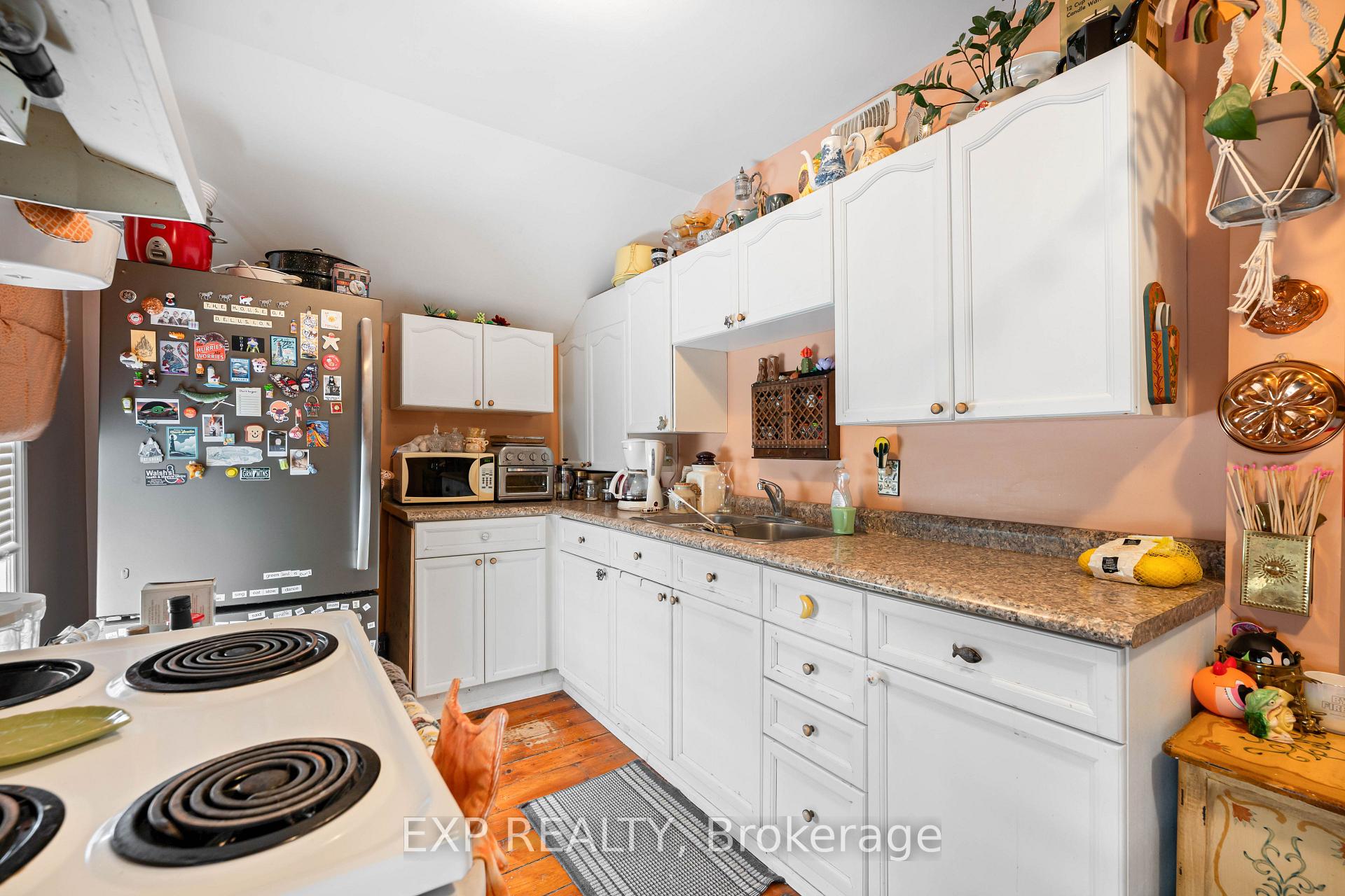 Photo 22 of 48 First Street, Orangeville — HOMEH