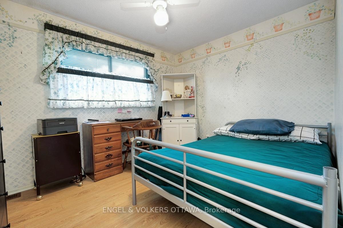 Photo 26 of 2695 Hickson Crescent S, Ottawa, Redwood Park — HOMEH