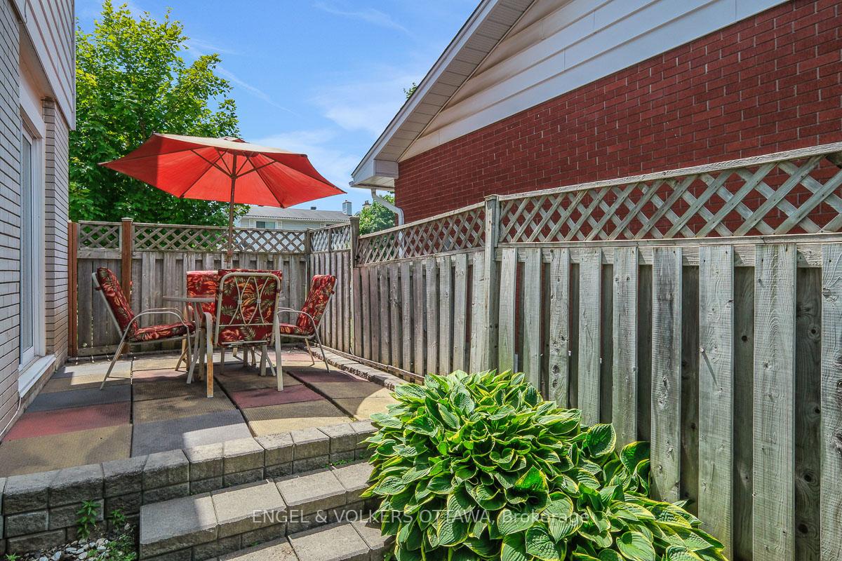 Photo 40 of 2695 Hickson Crescent S, Ottawa, Redwood Park — HOMEH