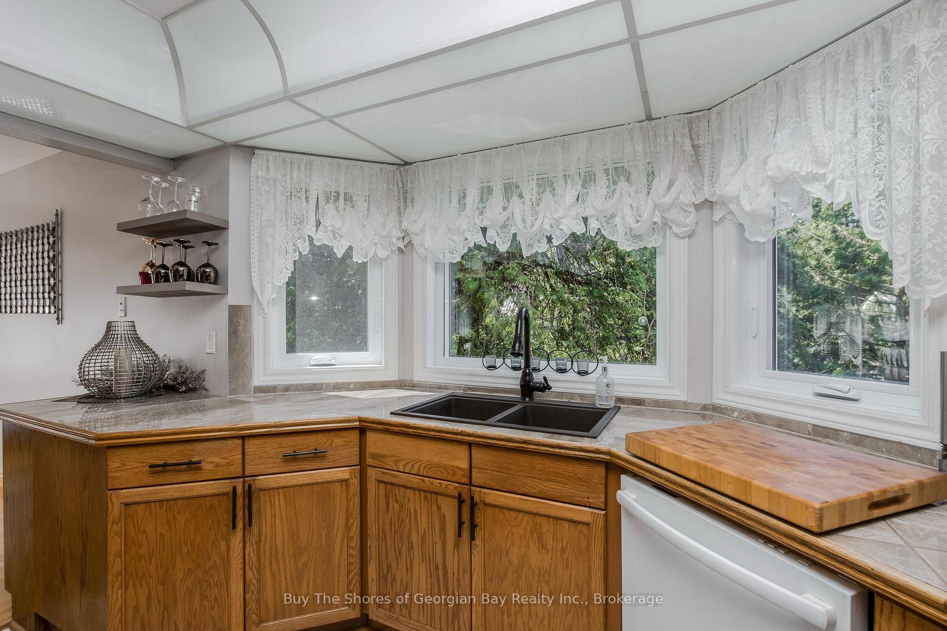 Photo 18 of 79 King Road, Tay, Waubaushene — HOMEH