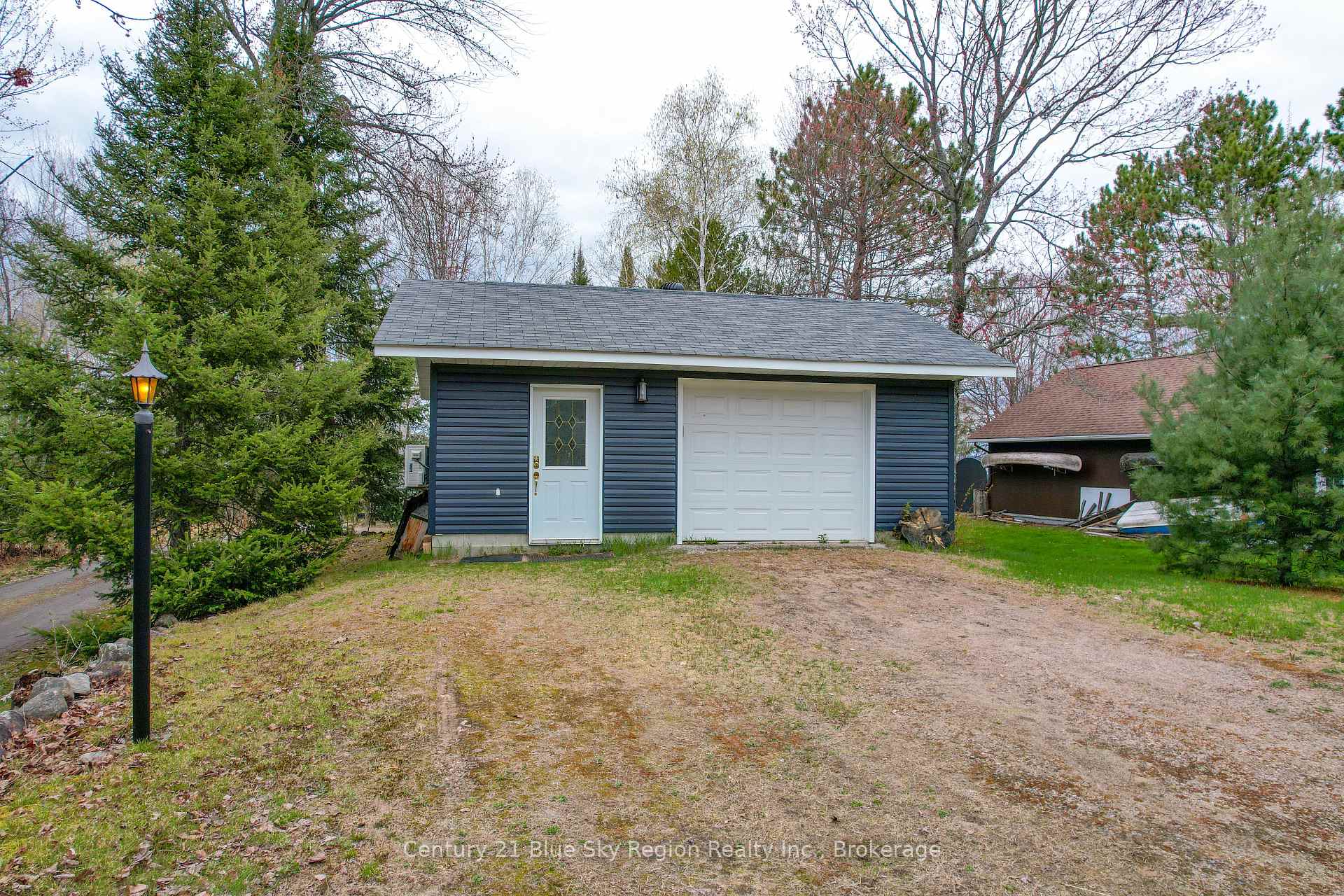 Photo 5 of 64 Ninovan Road E, Callander — HOMEH
