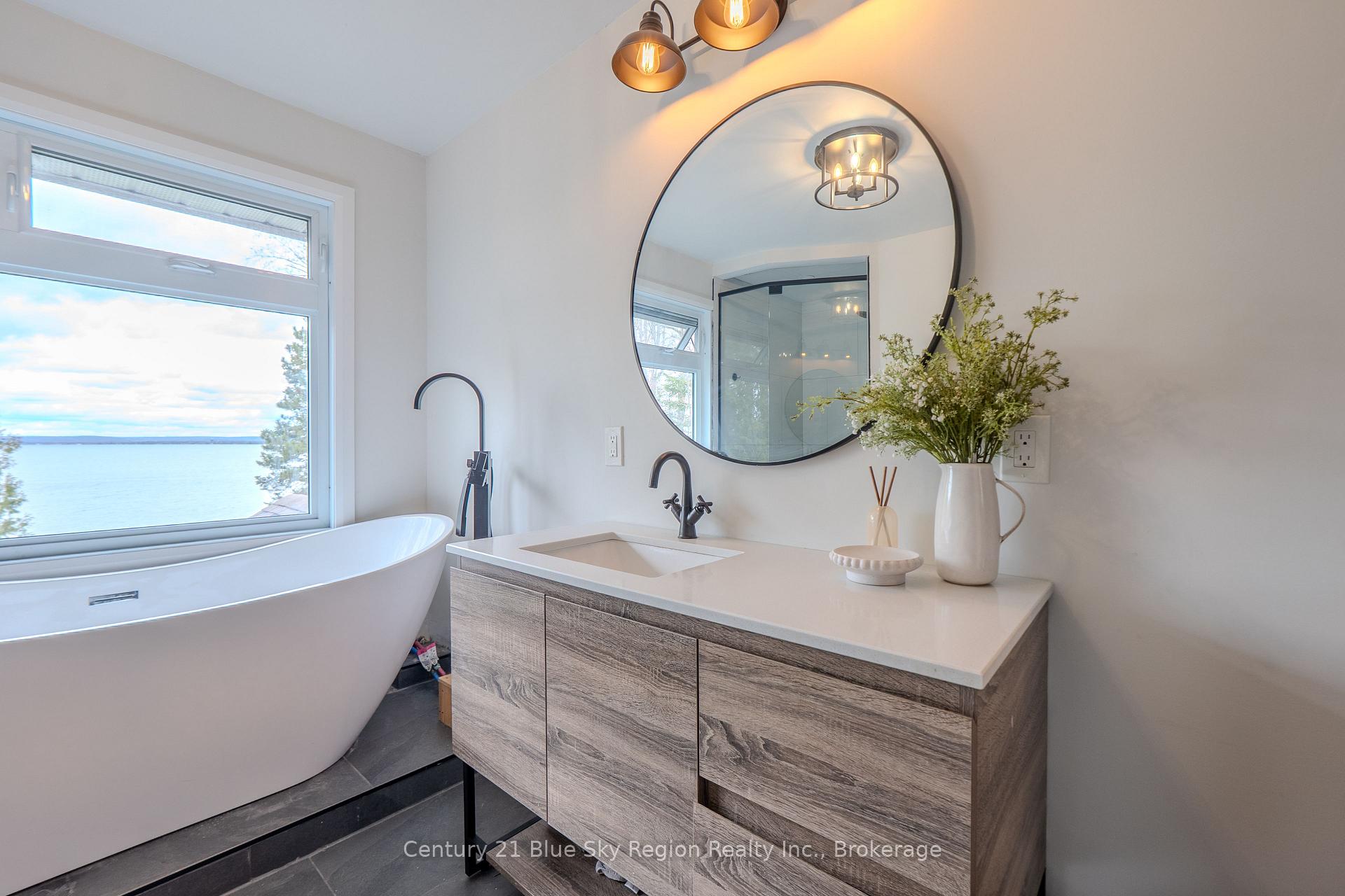 Photo 20 of 64 Ninovan Road E, Callander — HOMEH