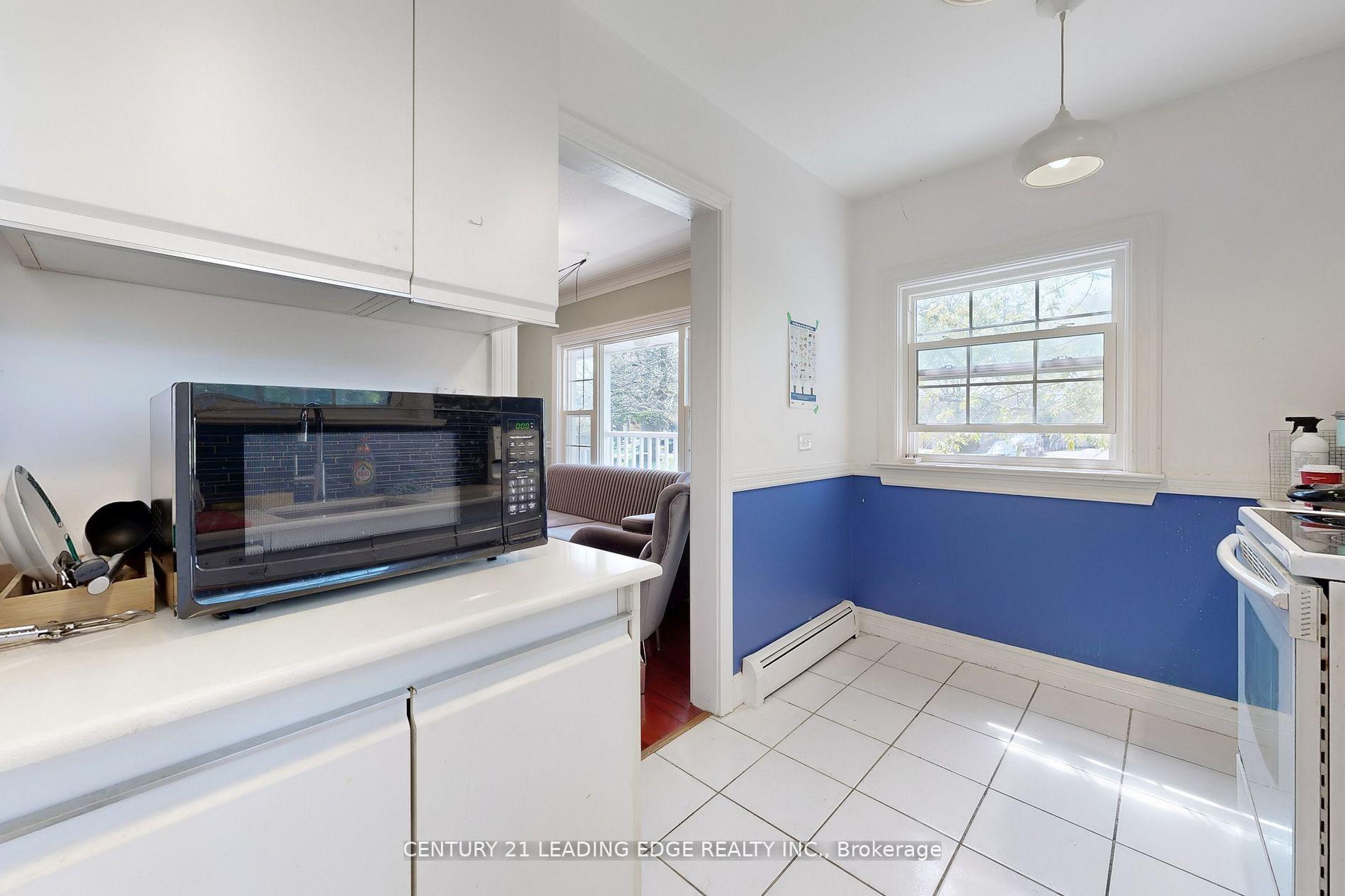 Photo 15 of Unit A, 21 Wexford Boulevard, Scarborough, Wexford-Maryvale — HOMEH