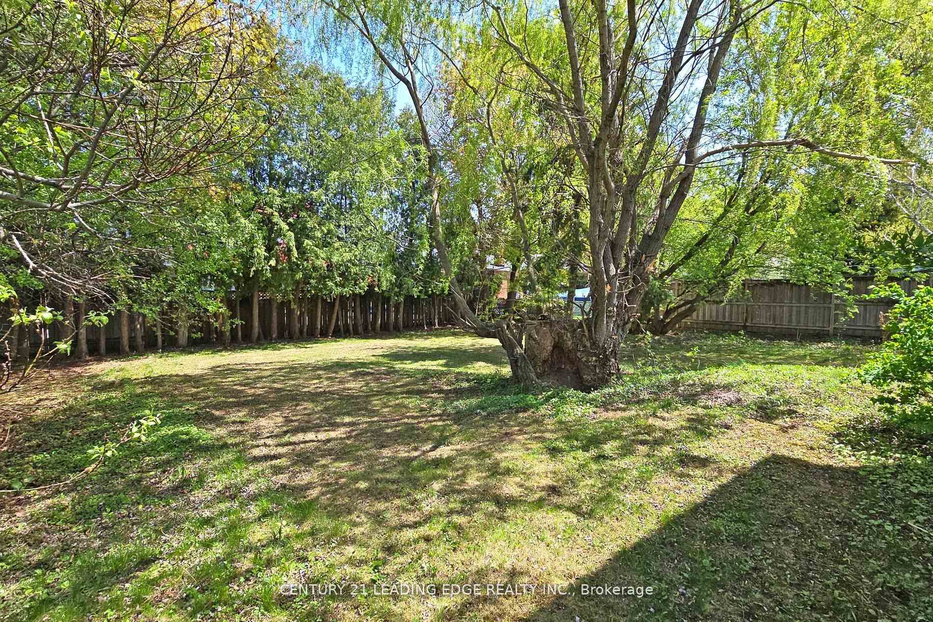 Photo 39 of Unit A, 21 Wexford Boulevard, Scarborough, Wexford-Maryvale — HOMEH
