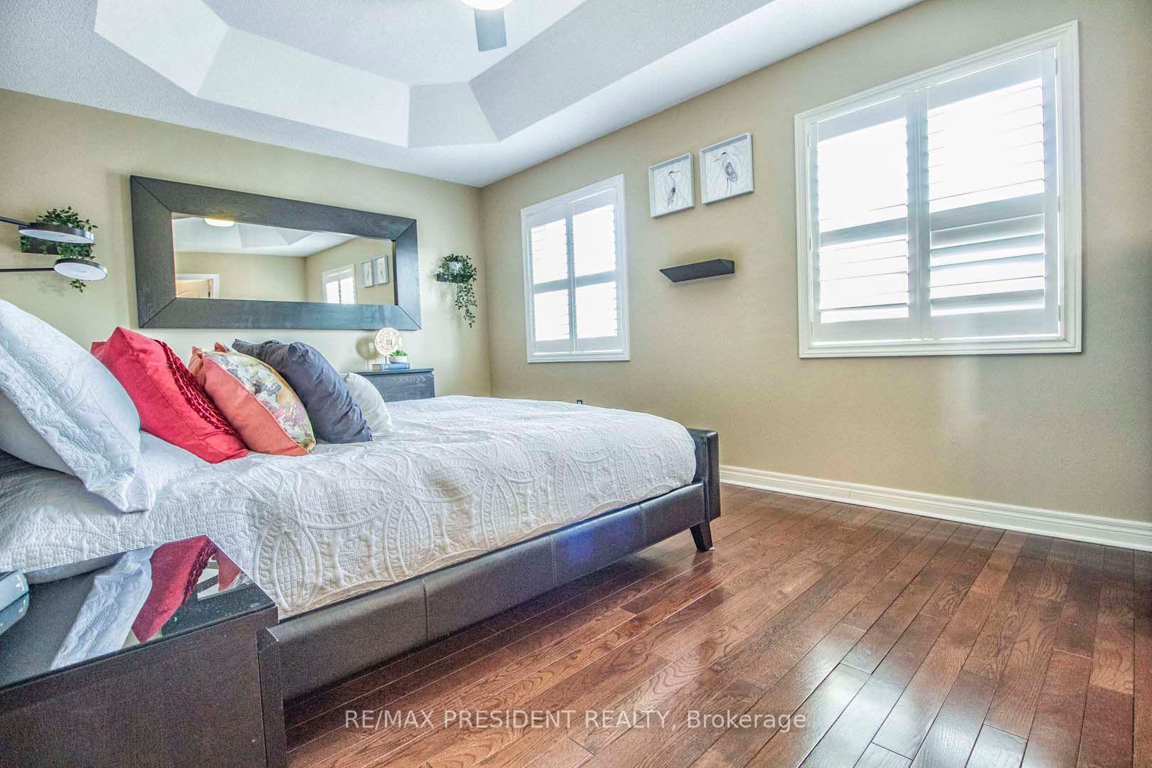 Photo 9 of 44 Robitaille Drive, Brampton, Sandringham-Wellington — HOMEH