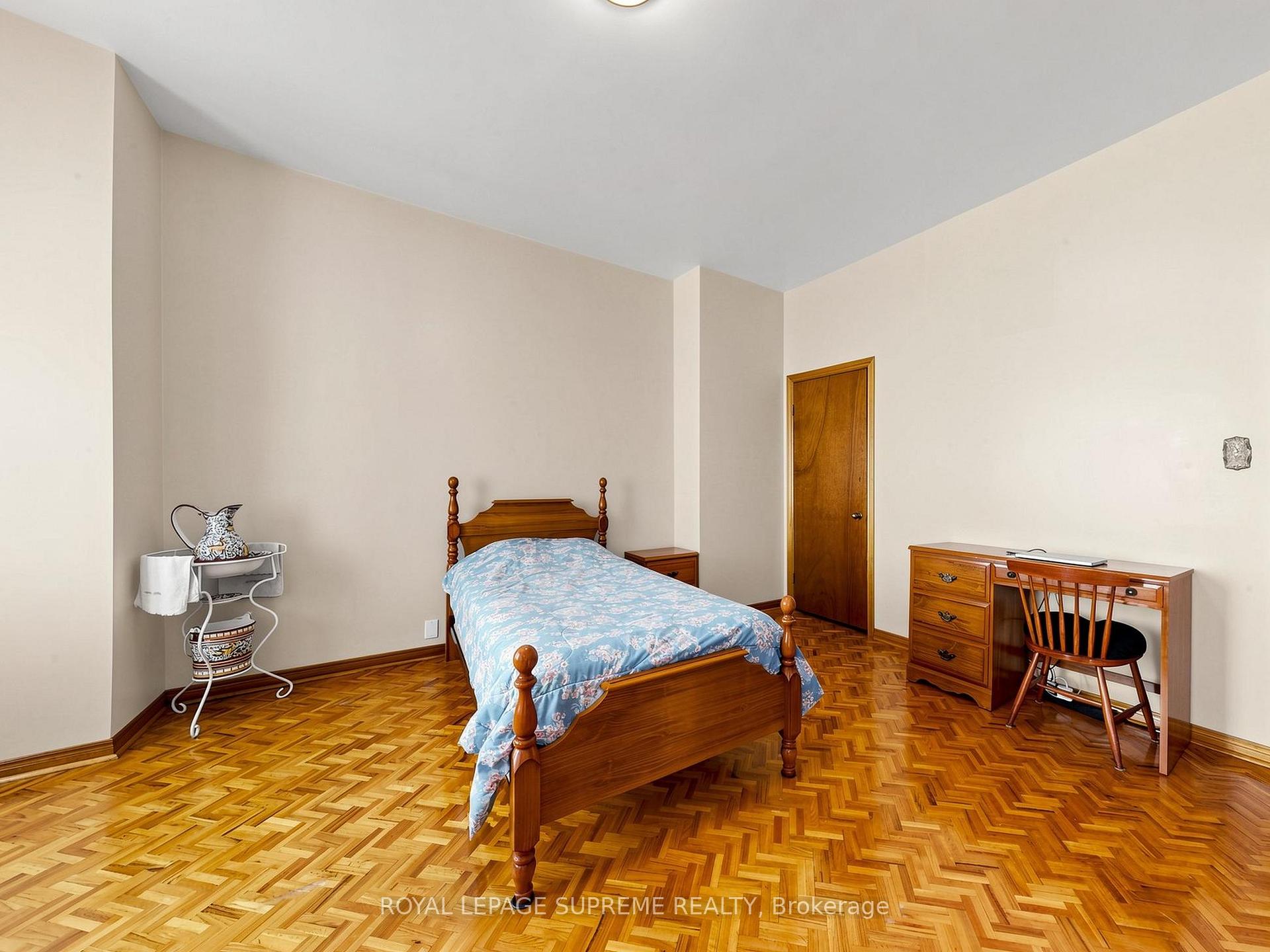Photo 25 of 196 Palmerston Avenue, Toronto, Palmerston-Little Italy — HOMEH