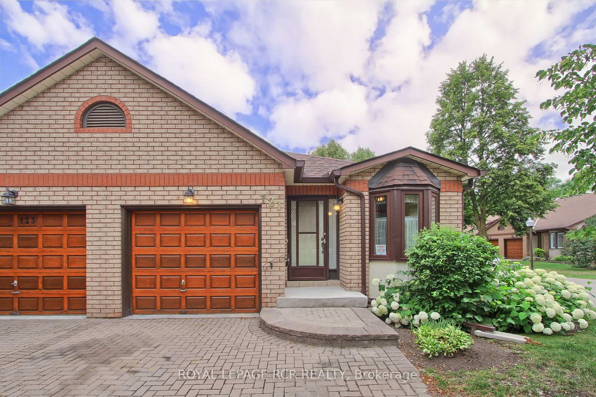 Photo of Unit 16, 121 Green Briar Road