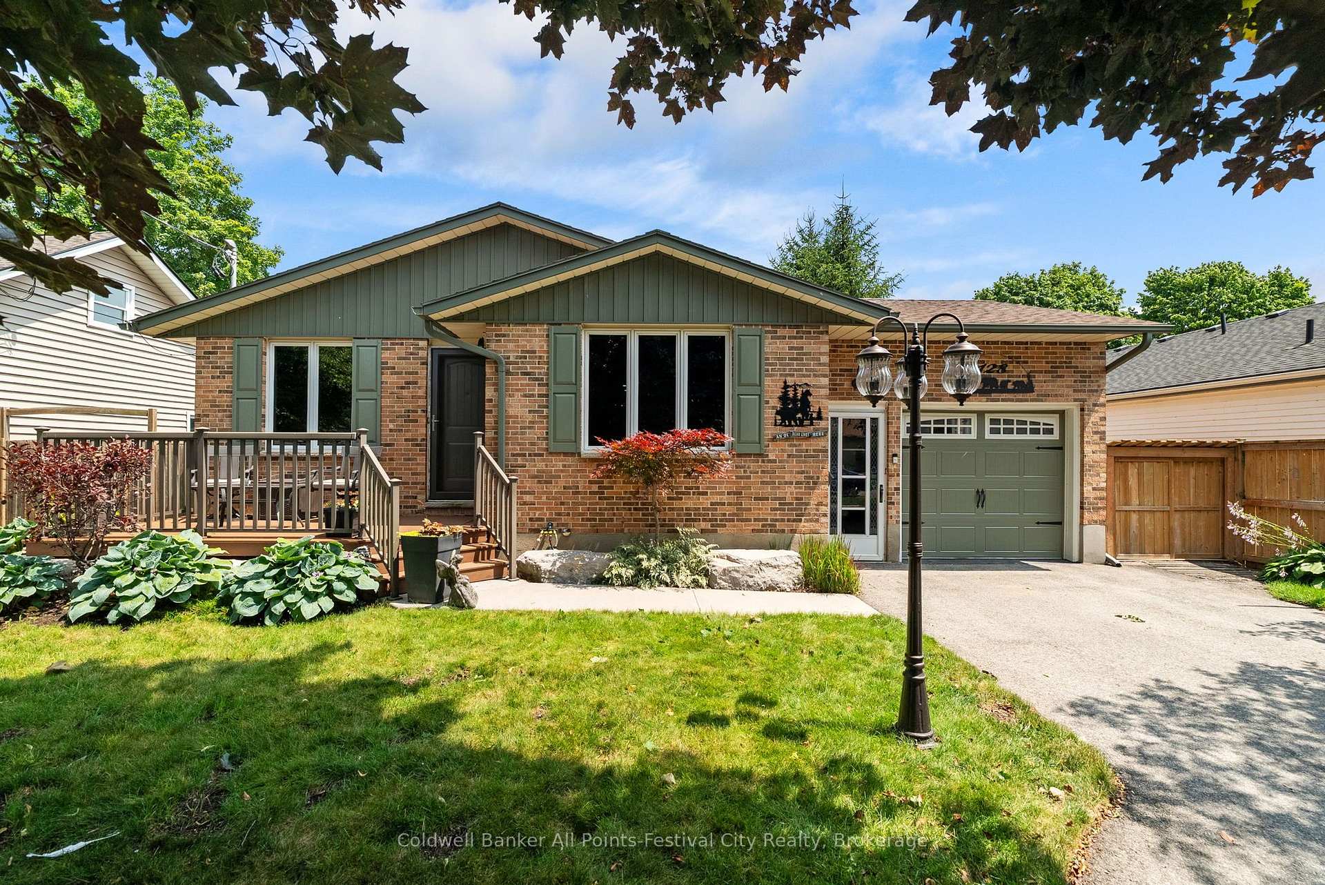 Photo 1 of 128 Cambria Road N, Goderich, Goderich (Town) — HOMEH