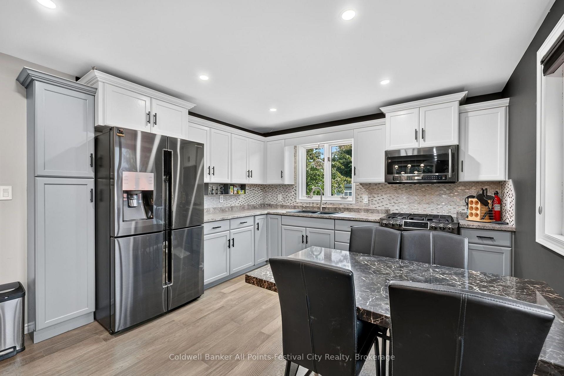 Photo 13 of 128 Cambria Road N, Goderich, Goderich (Town) — HOMEH